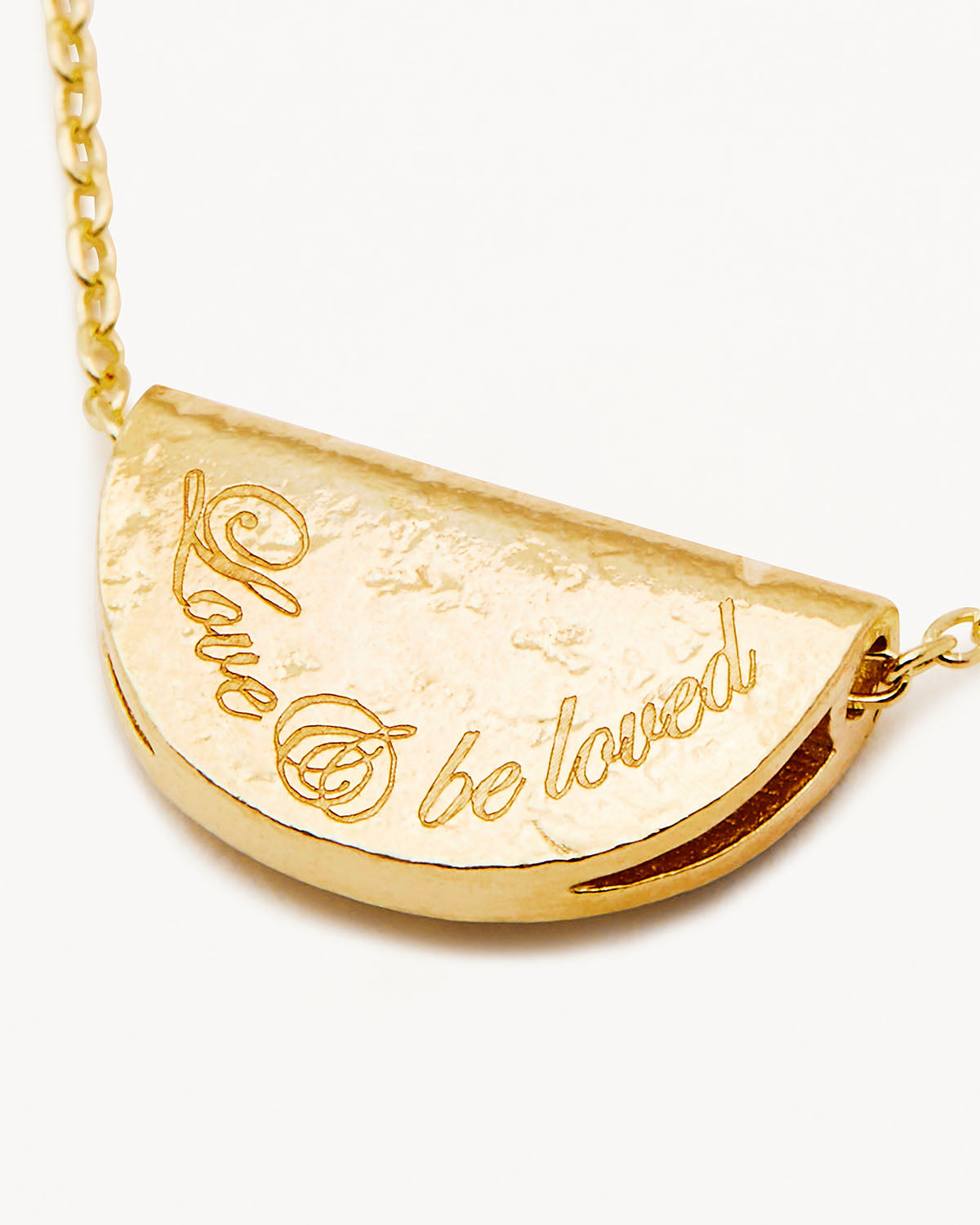 18K Gold Vermeil Lotus Birthstone Necklace - January Garnet Pendant for Women | Elegant Jewelry Gift for Birthday, Anniversary & Special Occasions | Perfect for Everyday Wear & Formal Events