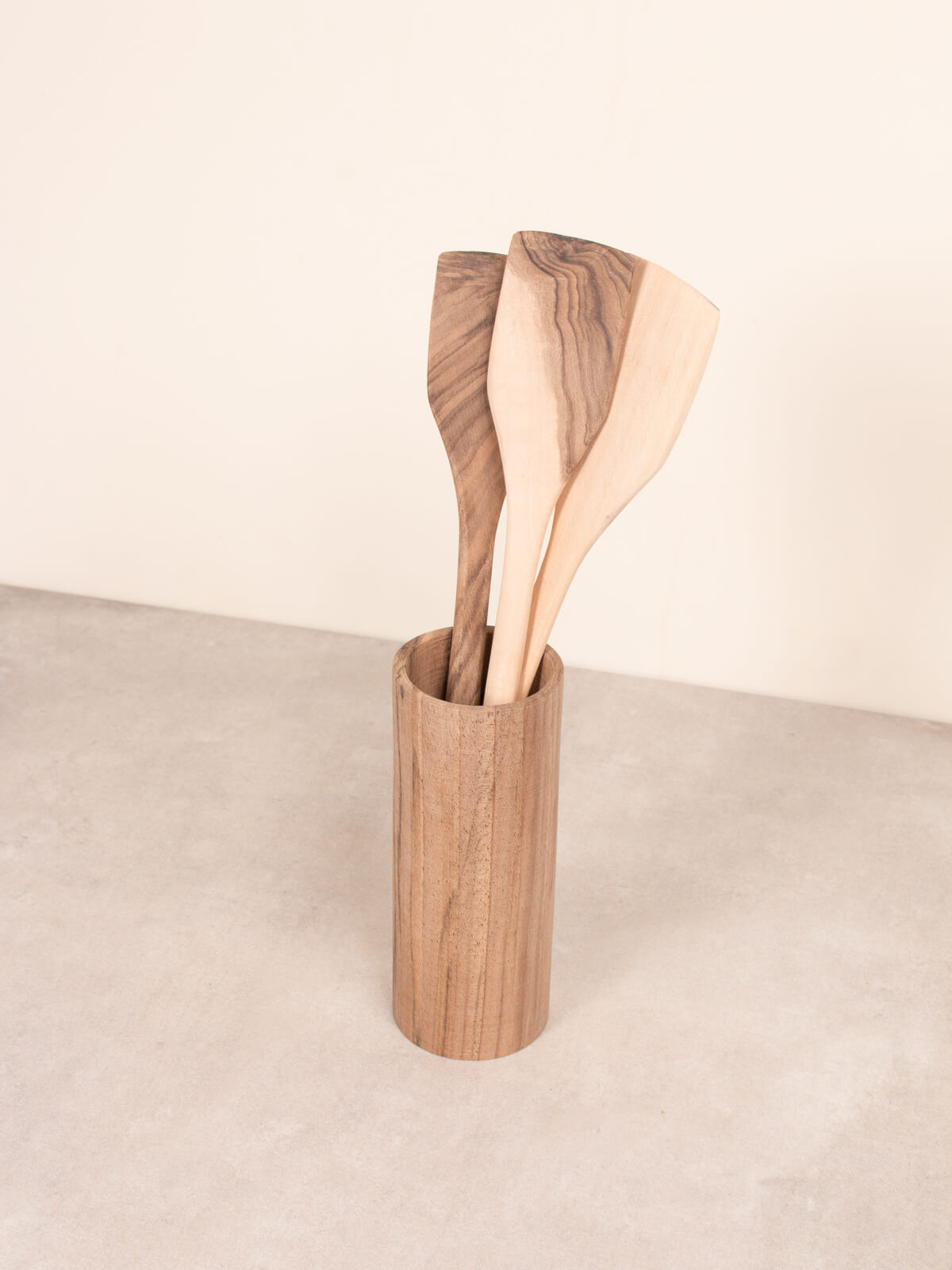 Premium Walnut Wood Spatula - Natural Kitchen Utensil for Cooking, Baking & Serving - Ideal for Non-Stick Pans, Salad Tossing & Cake Decorating