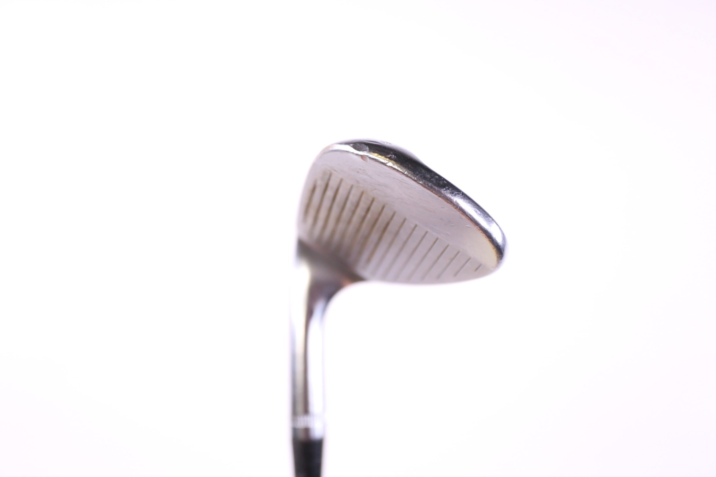 Used Callaway MD4 Chrome Sand Wedge 54° Right Handed Stiff Flex Golf Club - Perfect for Bunker Shots & Short Game Improvement