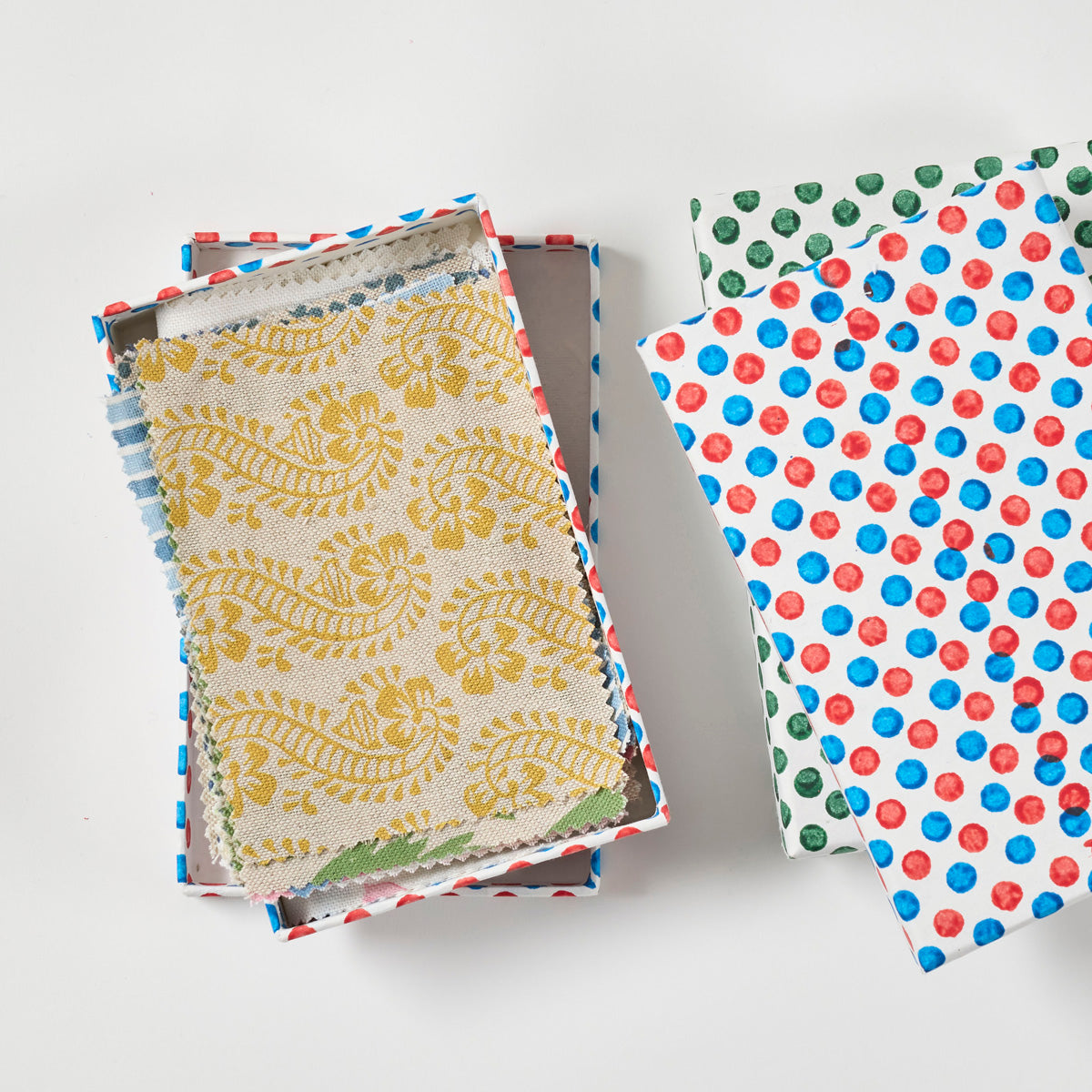Deerhyrst Printed Fabric Sample Set - High-Quality Cotton Fabric Swatches for Quilting, Sewing & DIY Crafts - Perfect for Home Decor, Fashion Design & Upholstery Projects