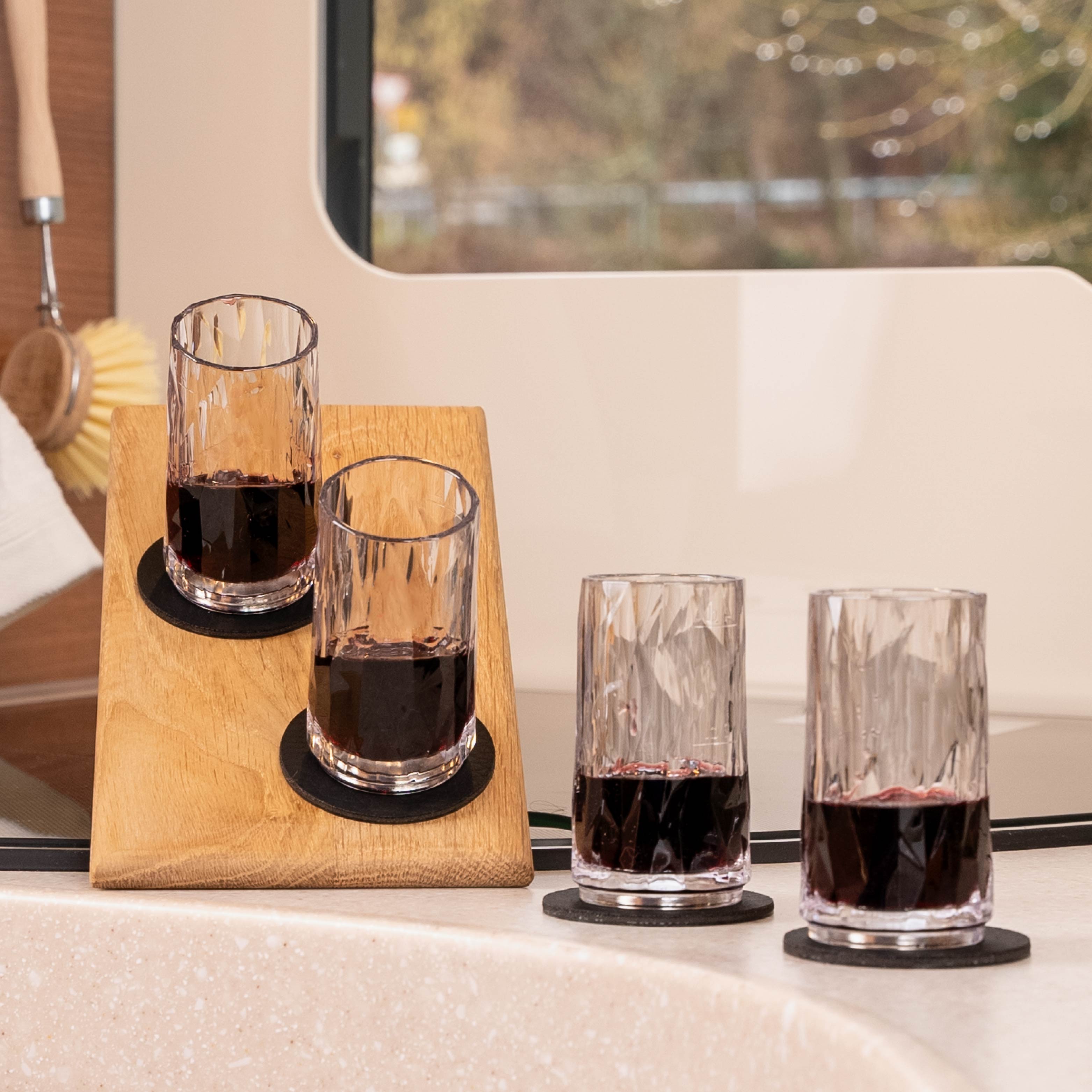 Premium Plastic Shot Glasses with Magnetic Base - Ideal for Parties, Bars, and Home Entertaining