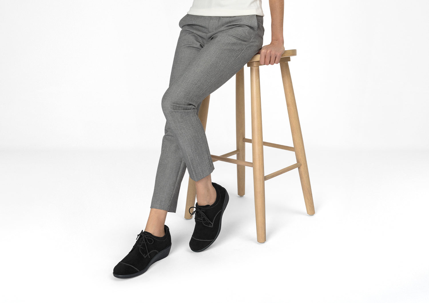 Eleanor Black - Elegant and Stylish Women's Fashion Apparel for Casual & Evening Wear | Perfect for Parties, Dates, and Special Occasions