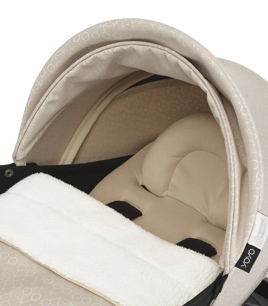 Stokke YOYO 0+ Complete Baby Stroller - Lightweight Travel Stroller with Bonpoint Beige Collection | Perfect for Newborns, Air Travel & City Walks