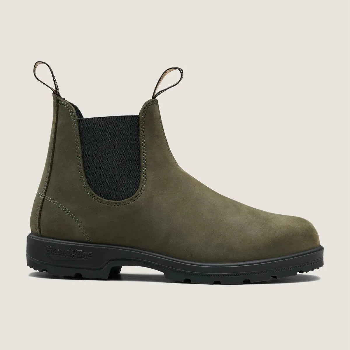 Blundstone Women's 2442 Classic Chelsea Boots - Waterproof Leather Ankle Boots for Women, Comfortable Slip-On Booties for Outdoor, Hiking & Casual Wear