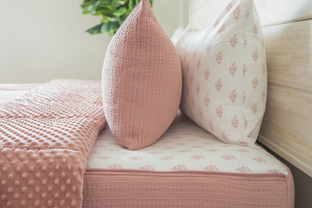 Luxury Alexandria Pillowcase - 100% Egyptian Cotton, Soft & Breathable for a Comfortable Sleep - Perfect for Bedroom, Hotel, and Travel Use
