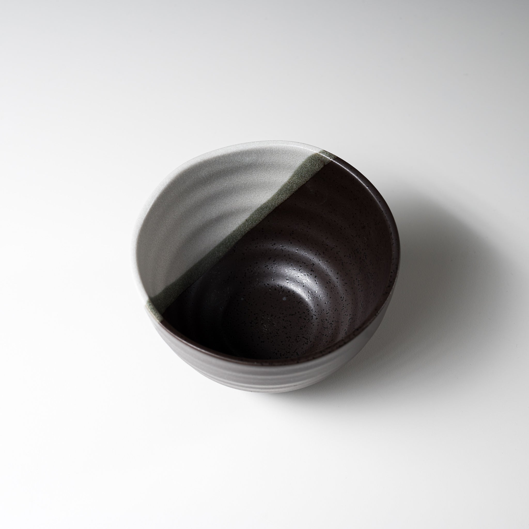 Premium Kutani Ware Large Rice Bowl - Handcrafted Japanese Ceramic Dogtooth Violet Design - Perfect for Sushi, Ramen & Traditional Japanese Dining