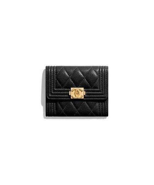 Chanel Boy Chanel Flap Card Holder Wallet in Black - Luxury Compact Card Case for Everyday Use & Travel