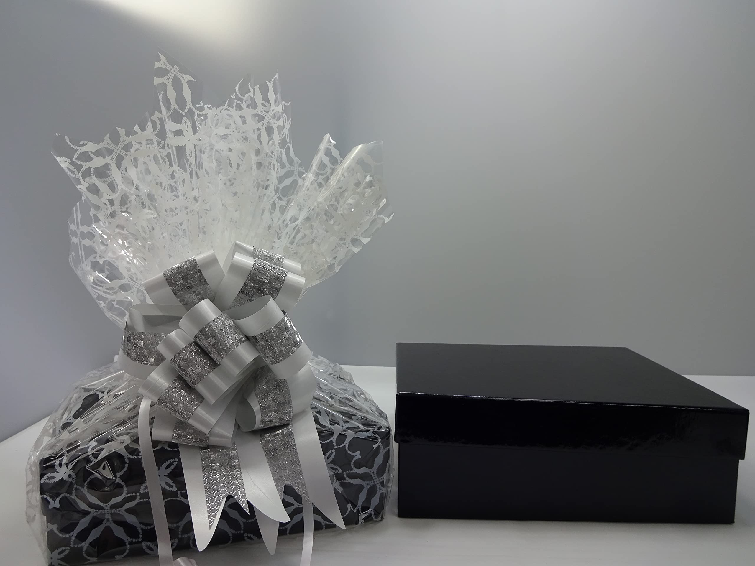 No7 Limited Edition Beauty Bundle Gift Box Set - Perfect for Holidays, Birthdays & Special Occasions
