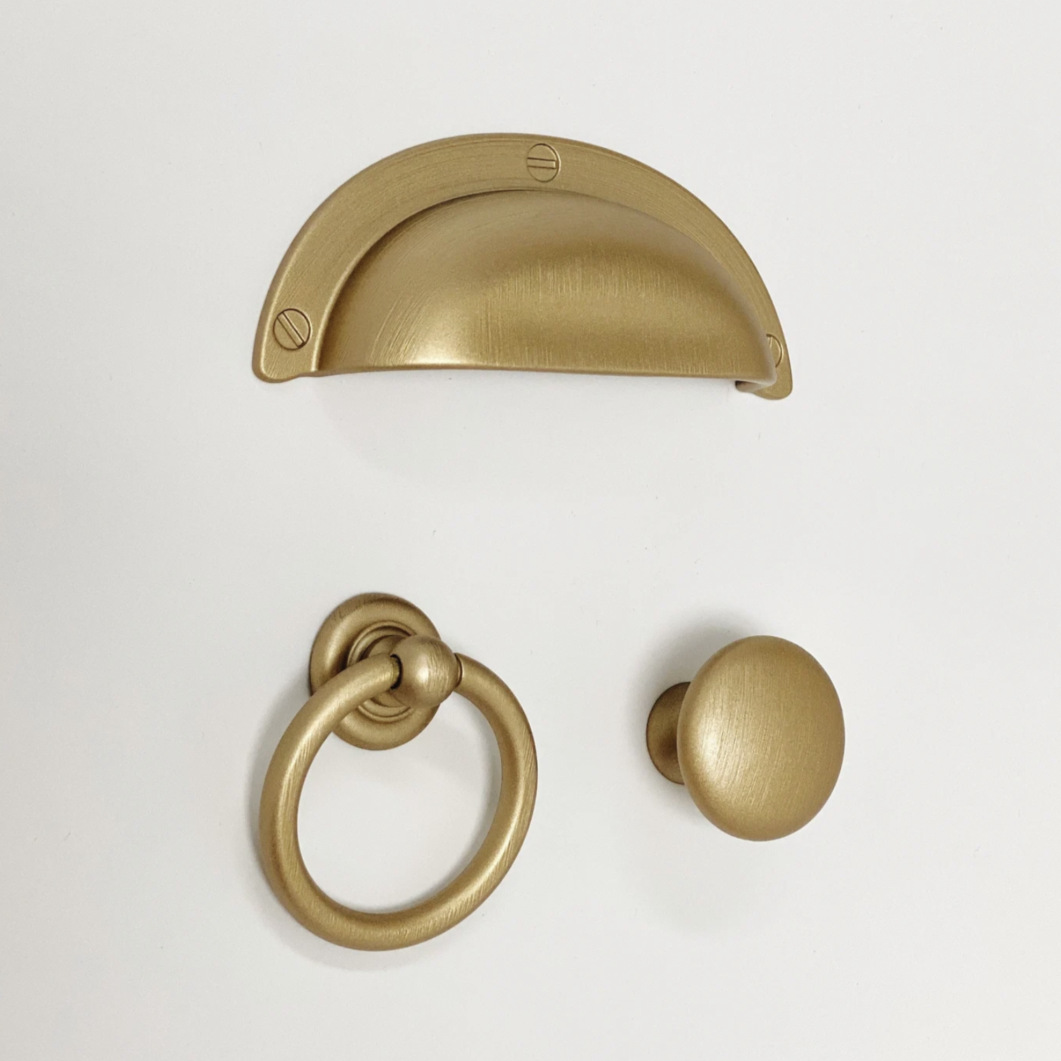 Elegant Round Capri Brushed Gold Cup Drawer Pulls - Vintage Cabinet Knobs & Ring Pulls for Kitchen Cabinets, Dressers & Furniture Hardware (Set of 10) - Perfect for Home Renovation & DIY Projects