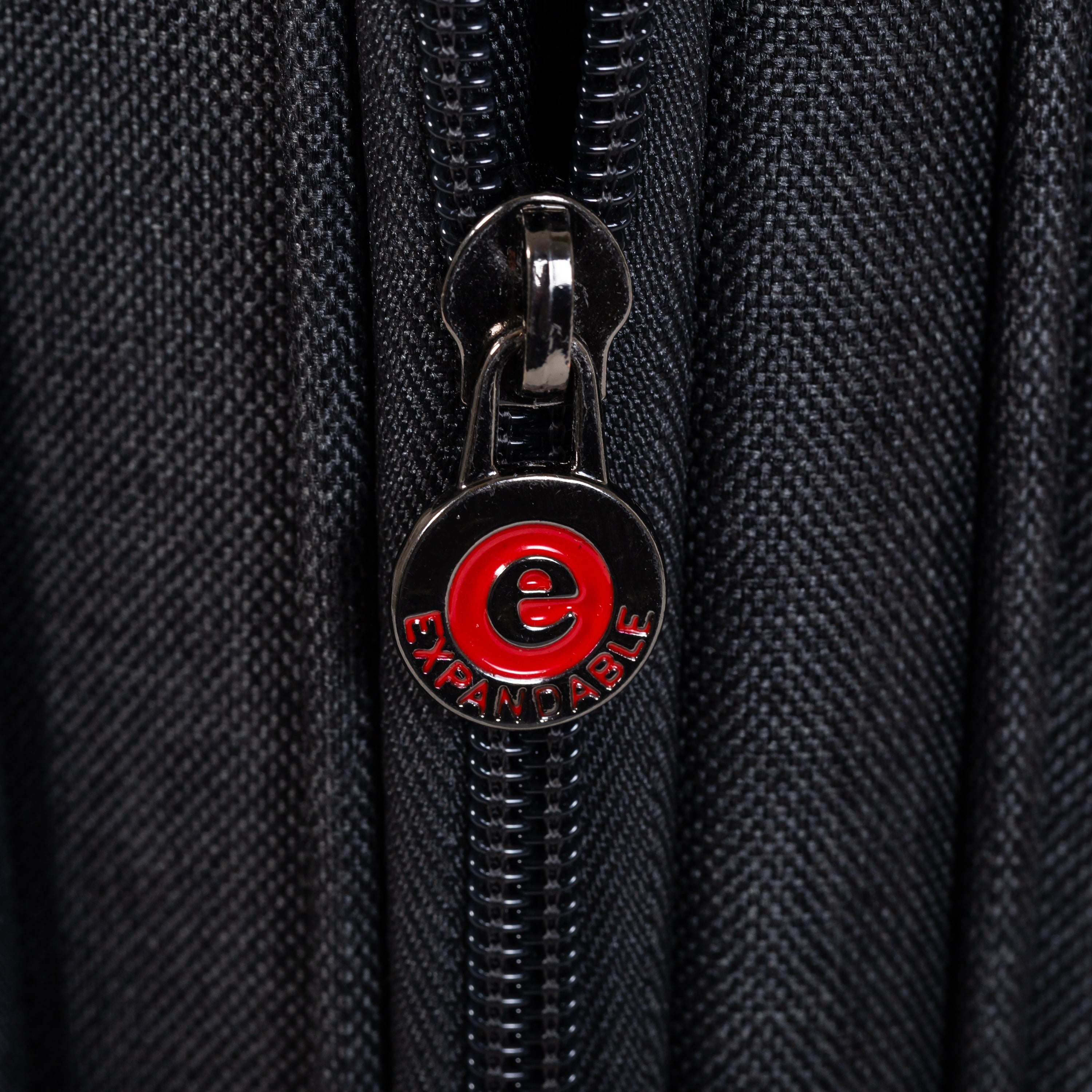 Air Canada Belmont Carry On Luggage - Lightweight Expandable Suitcase with Spinner Wheels for Travel | Perfect for Business Trips & Weekend Getaways