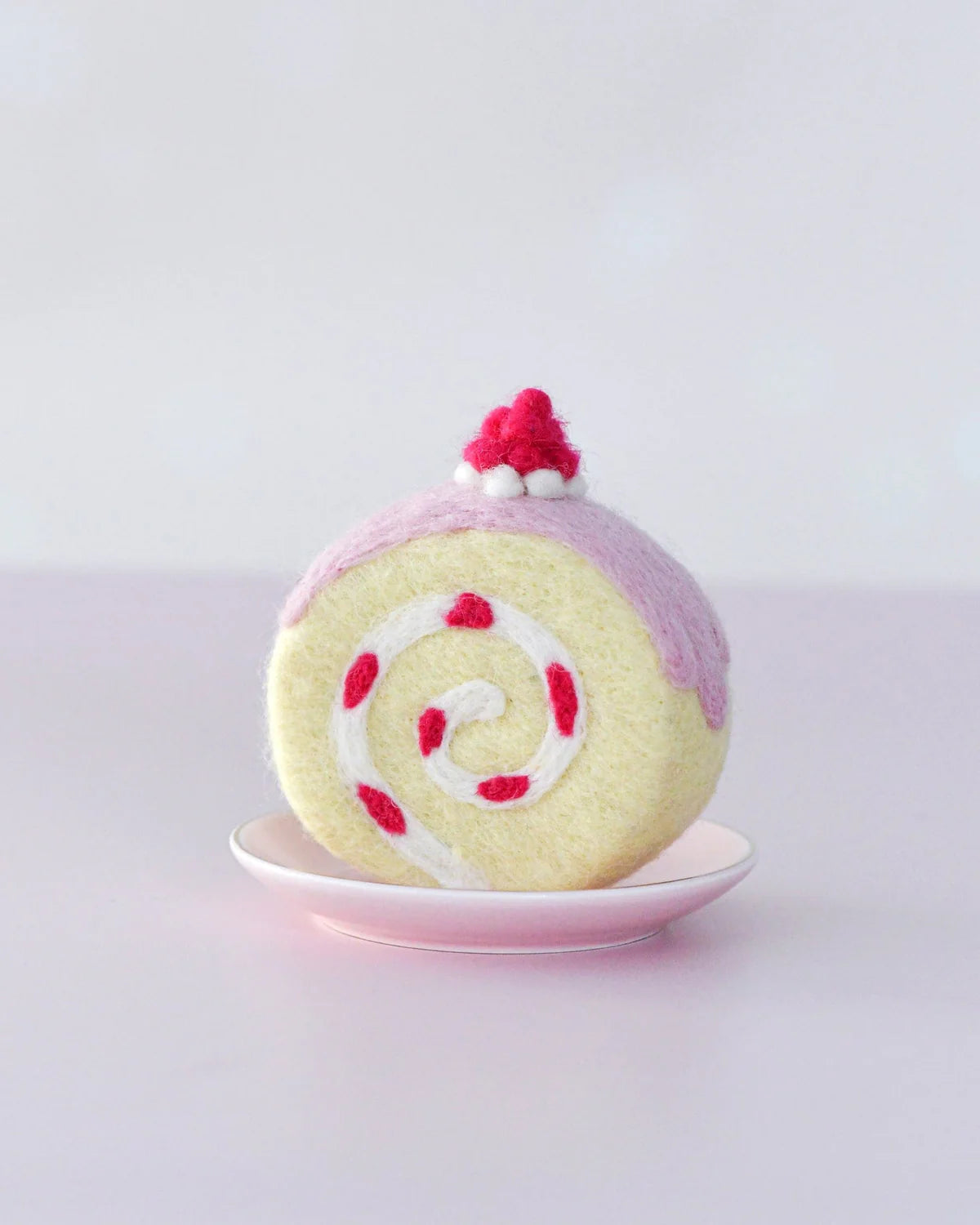 Strawberry Swiss Roll Felt Play Food - Realistic Pretend Dessert Toy for Kids Kitchen Play, Tea Parties & Preschool Learning Activities