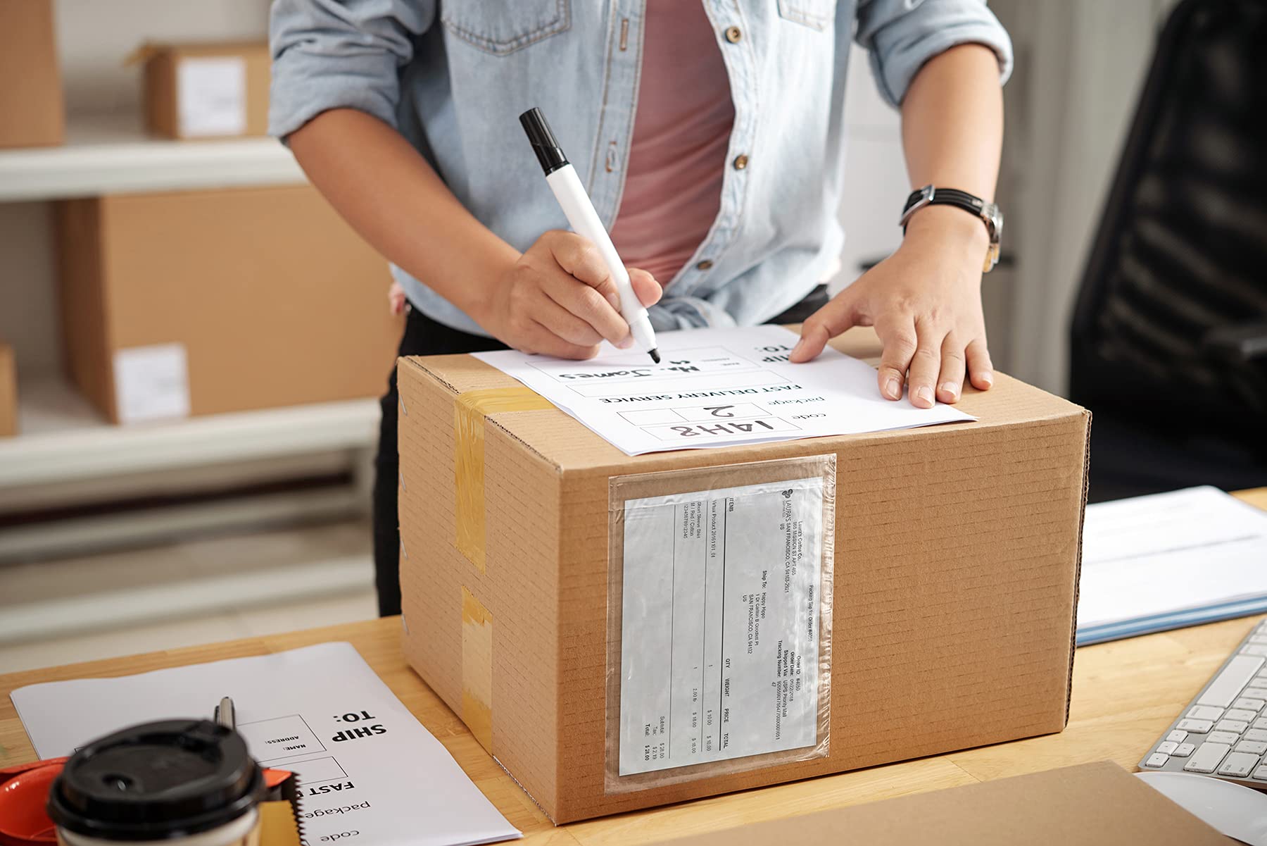 APQ 9.5 x 12 Inch Clear Top Loading Packing List Envelopes - 500 Pack Self-Seal Plastic Shipping Label Pouches | Durable Document Mailing Envelopes for Ecommerce, Office & Logistics Use