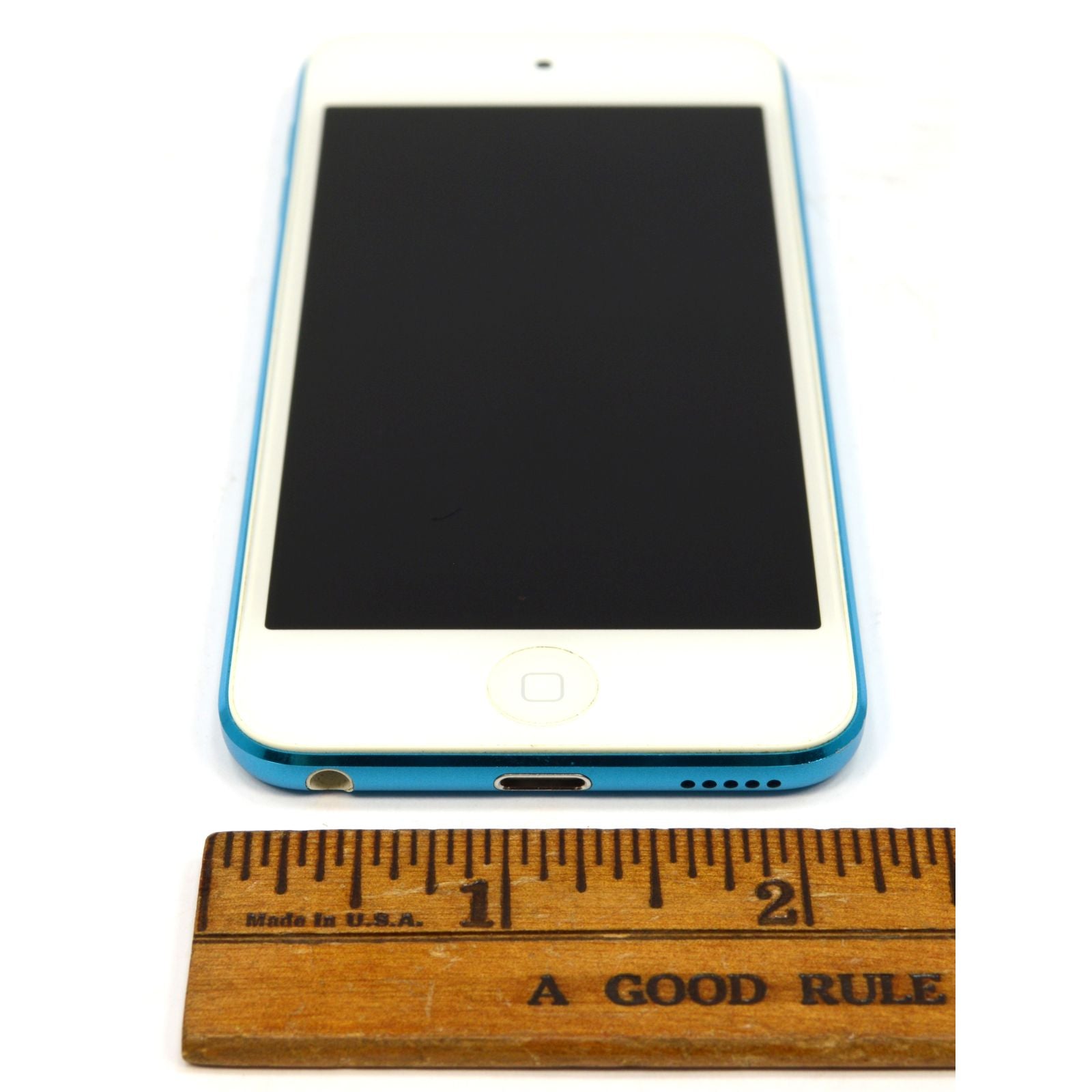 Refurbished Apple iPod Touch 5th Gen 32GB - White & Blue (Model A1421, MD717LL/A) - Perfect for Music, Gaming & Entertainment on the Go