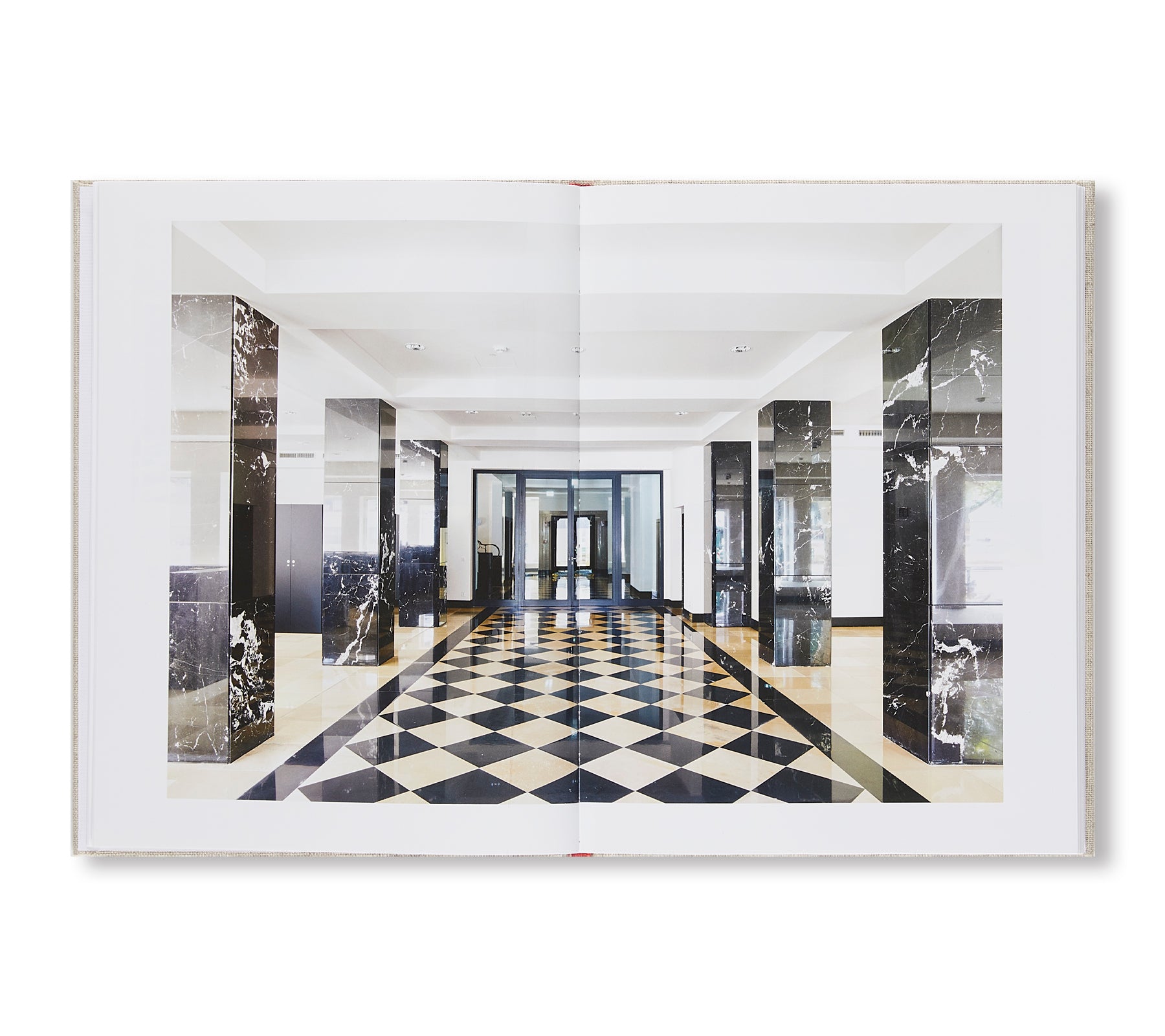 MAISON BELGE: BELGISCHES HUIS by Candida Höfer - Belgian House Art Photography Book for Home Decor & Art Collectors - Perfect for Living Room Display, Coffee Table Books, and Art Enthusiast Gifts