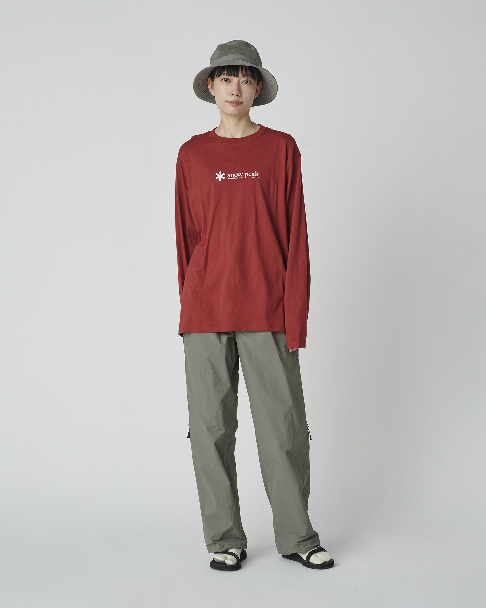 Soft Cotton Long Sleeve T-Shirt with Logo - Comfortable Casual Wear for Men & Women | Perfect for Everyday Use, Work, and Outdoor Activities