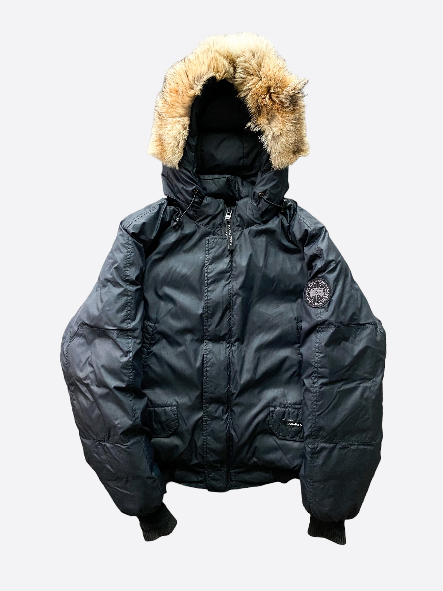 Canada Goose Black Yukon Black Label Men's Winter Jacket - Waterproof & Windproof Parka for Extreme Cold Weather - Perfect for Skiing, Hiking & Outdoor Adventures