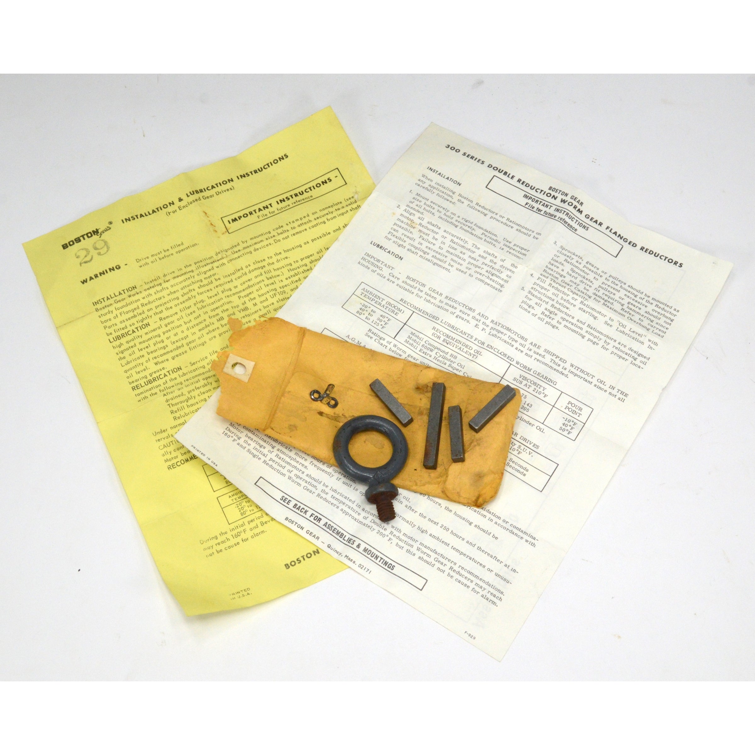 New BOSTON GEAR WORKS 1:1 Worm Gear Reducer 300 Series XR146 - Perfect for Industrial Machinery & Power Transmission Systems