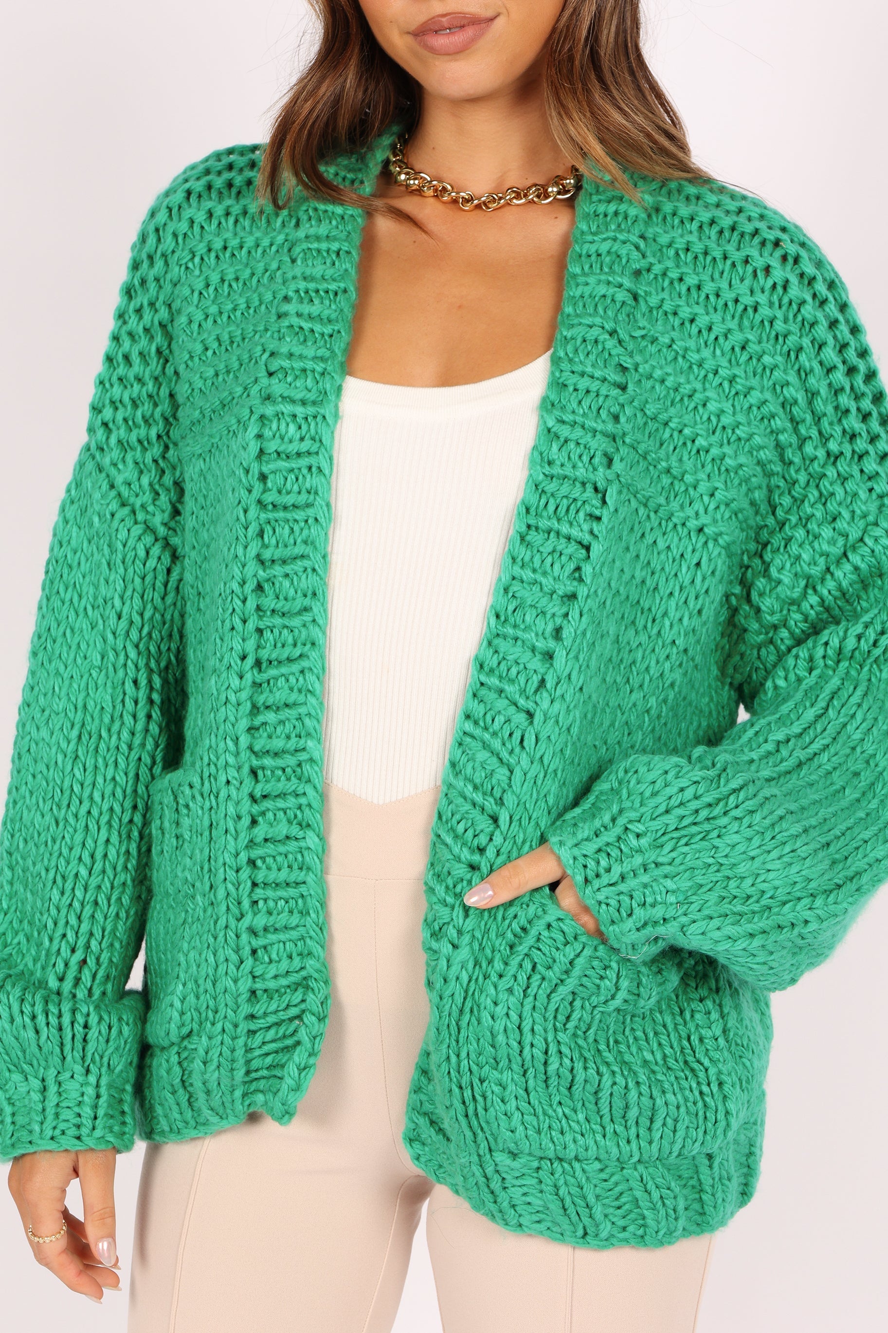 Handknit Green Cardigan for Women - Cozy Chunky Knit Sweater for Fall & Winter - Perfect for Casual Outfits and Layering