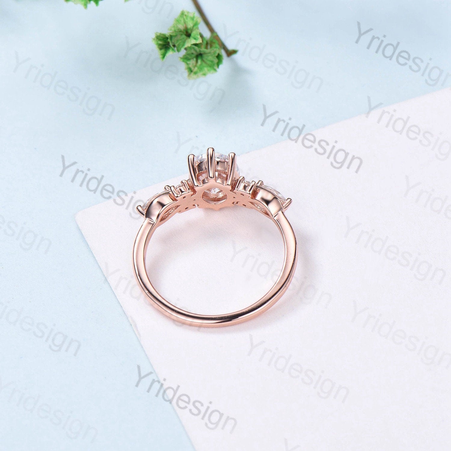 1.5 Carat VS1 Oval Lab Grown Diamond Engagement Ring - Infinity Twist Design with Marquise Diamonds - Unique Wedding Band for Her - Perfect Proposal Gift & Anniversary Present (Ideal for Romantic Occasions & Special Celebrations)
