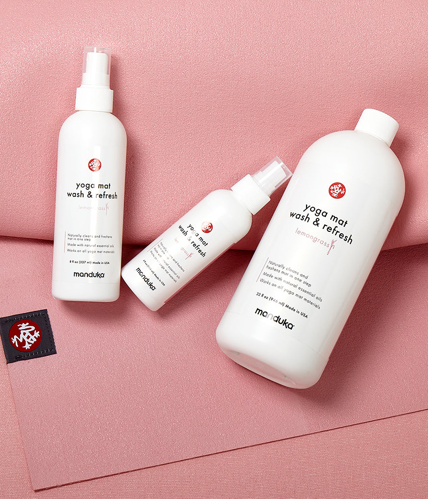 Manduka Yoga Mat Cleaner 8oz (237ml) - Natural & Eco-Friendly Yoga Mat Spray for Deep Cleaning & Refreshing - Perfect for Home, Studio & Travel Use
