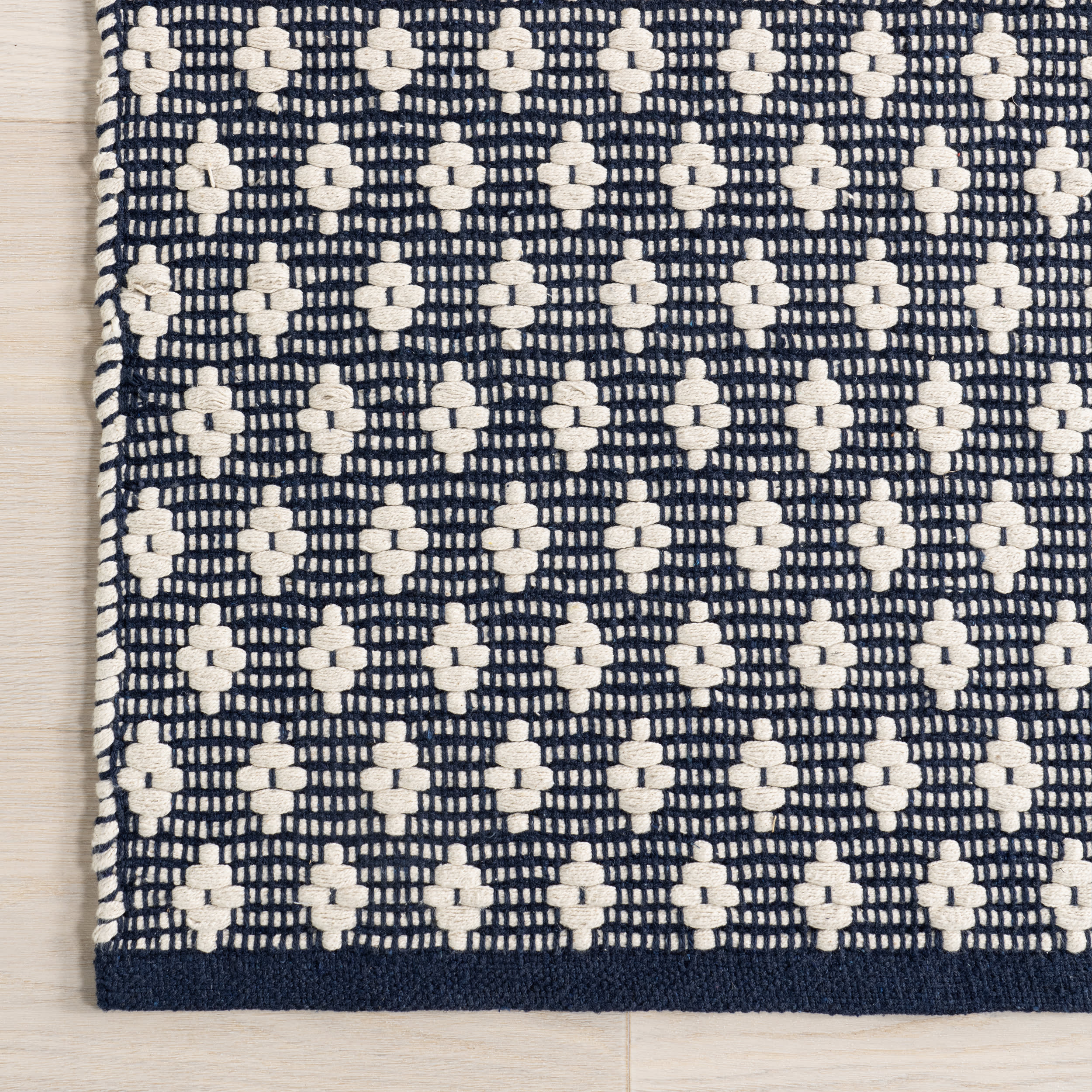 Handwoven Cotton Area Rug with Diamond Pattern - Soft & Durable Grey Floor Mat for Living Room, Bedroom, Nursery Decor
