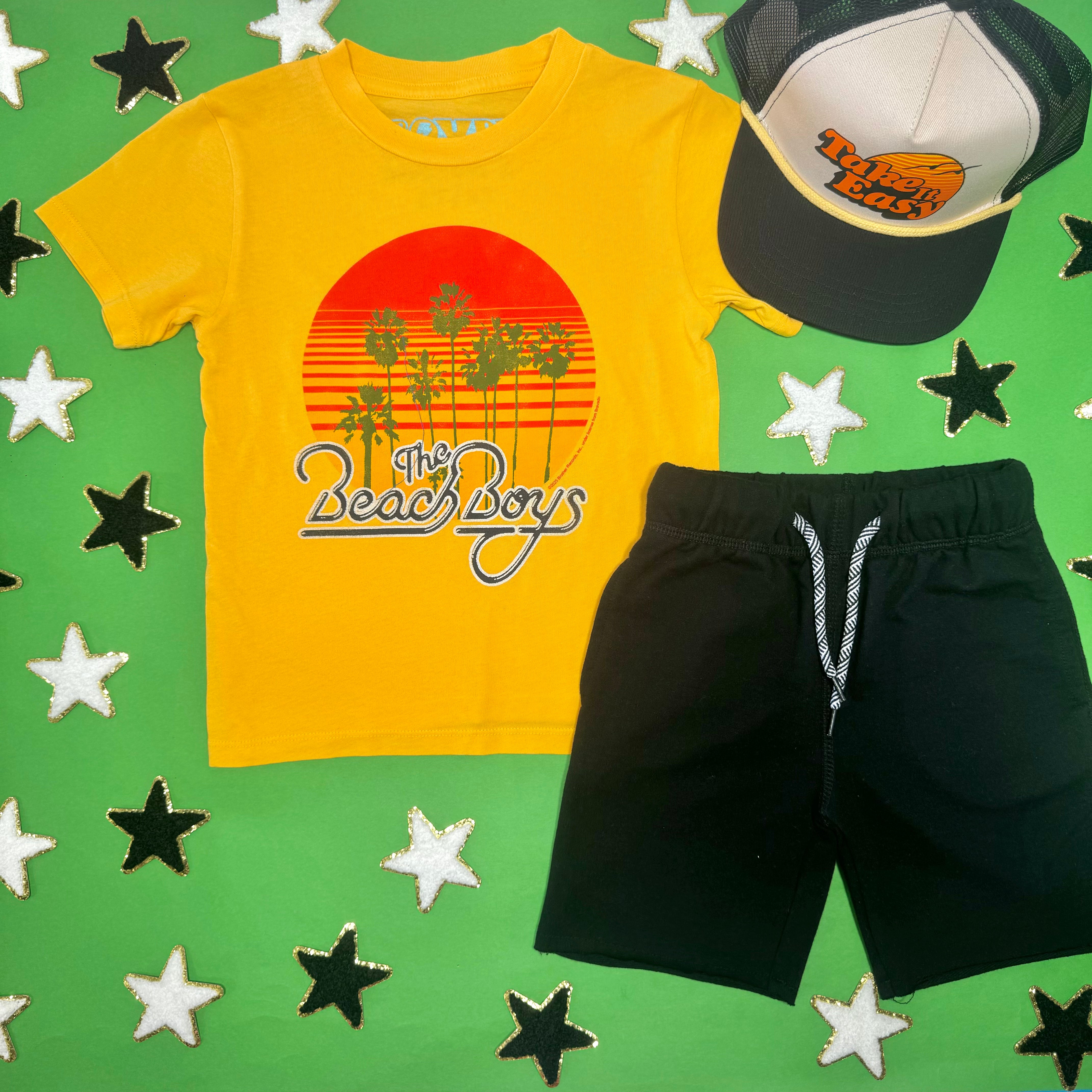 BEACH BOYS Graphic T-Shirt for Men - Vintage Surf Style Cotton Tee - Perfect for Summer, Beach Outings & Casual Wear