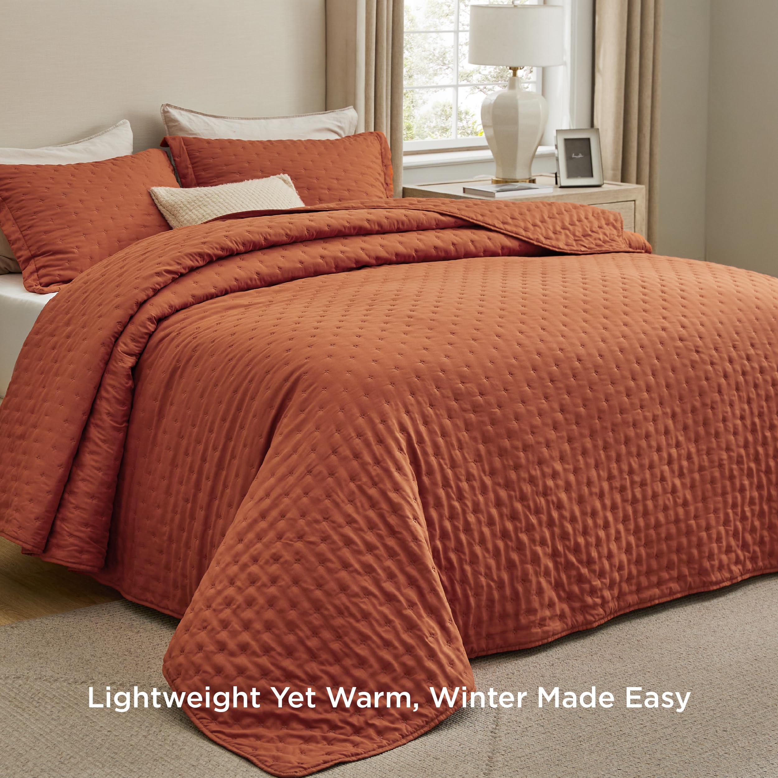 Bedsure Boho King Quilt Set - Ultra Soft Lightweight All-Season Comforter with 2 Pillow Shams, 106x96 Inch Red Orange Bedspread Coverlet for Bohemian Bedroom Decor | Perfect for Summer, Guest Rooms & Cozy Home Styling