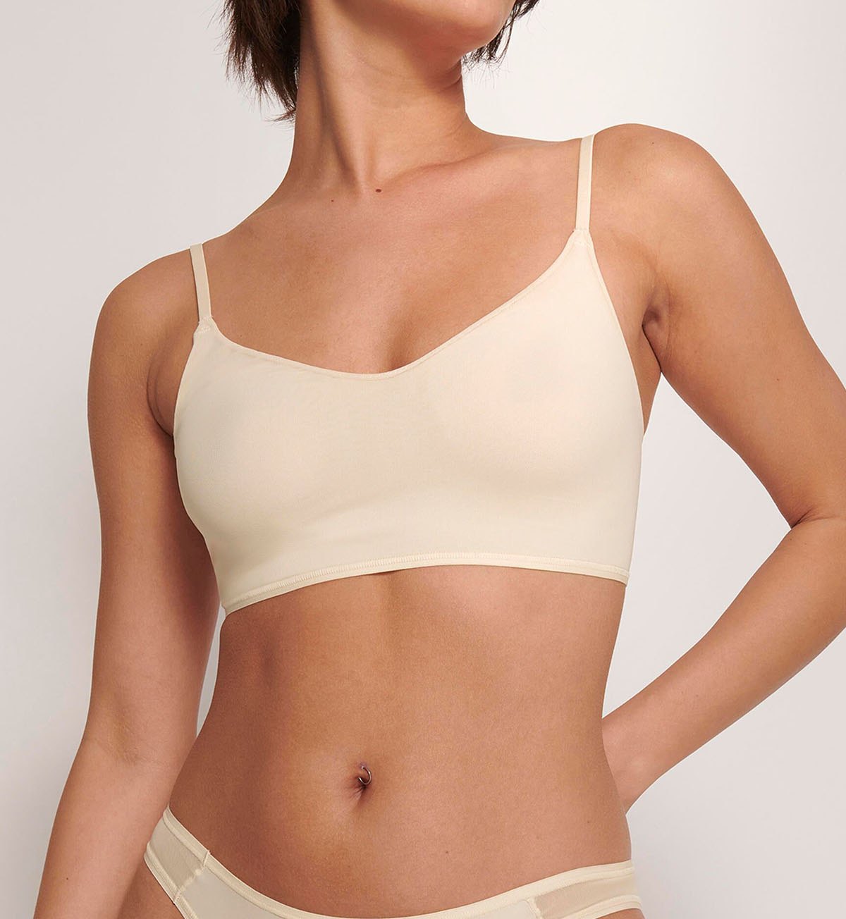 SLOGGI Soft Adapt Top - Comfortable Seamless Women's Bralette for Everyday Wear - Perfect for Yoga, Lounge & Sleep