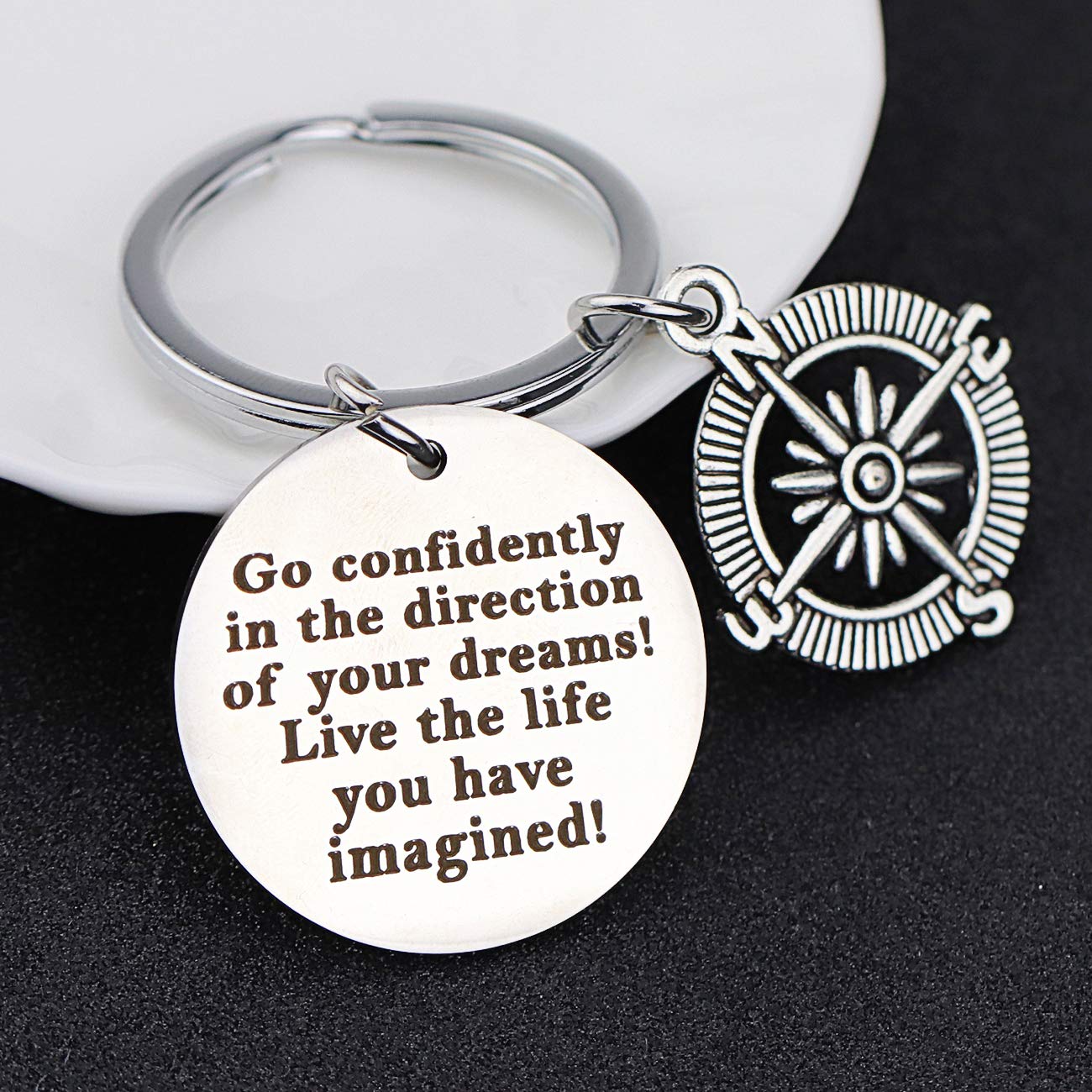 Gleamart Inspirational Graduation Keychain - Thoughtful Graduation Gift for Women & Men - Perfect for College, High School & University Graduation Ceremonies