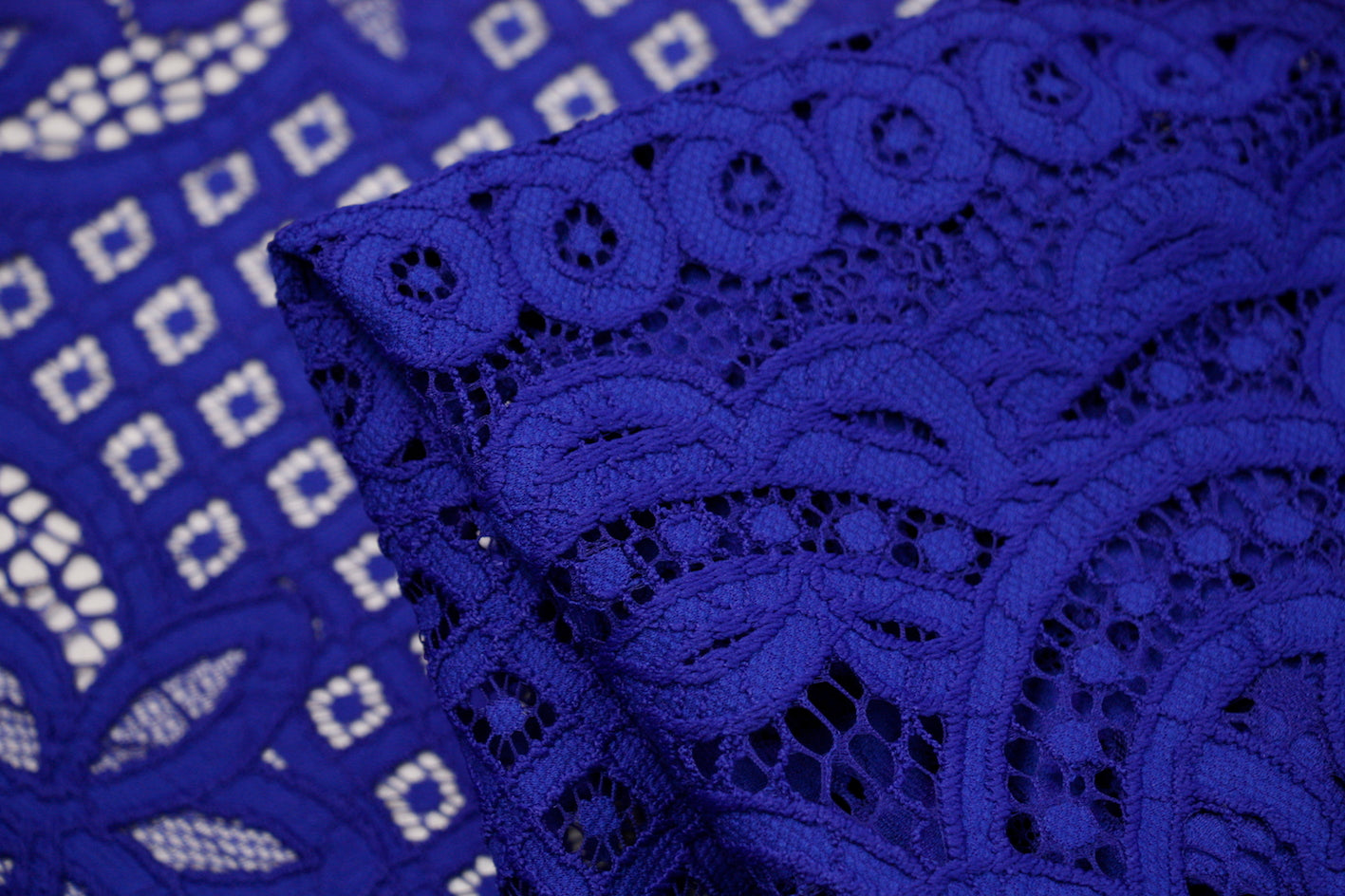 Billi's Royal Panel Lace - Elegant Lace Fabric for Wedding Dresses, Home Decor & DIY Crafts | Perfect for Bridal Gowns, Curtains & Fashion Accessories