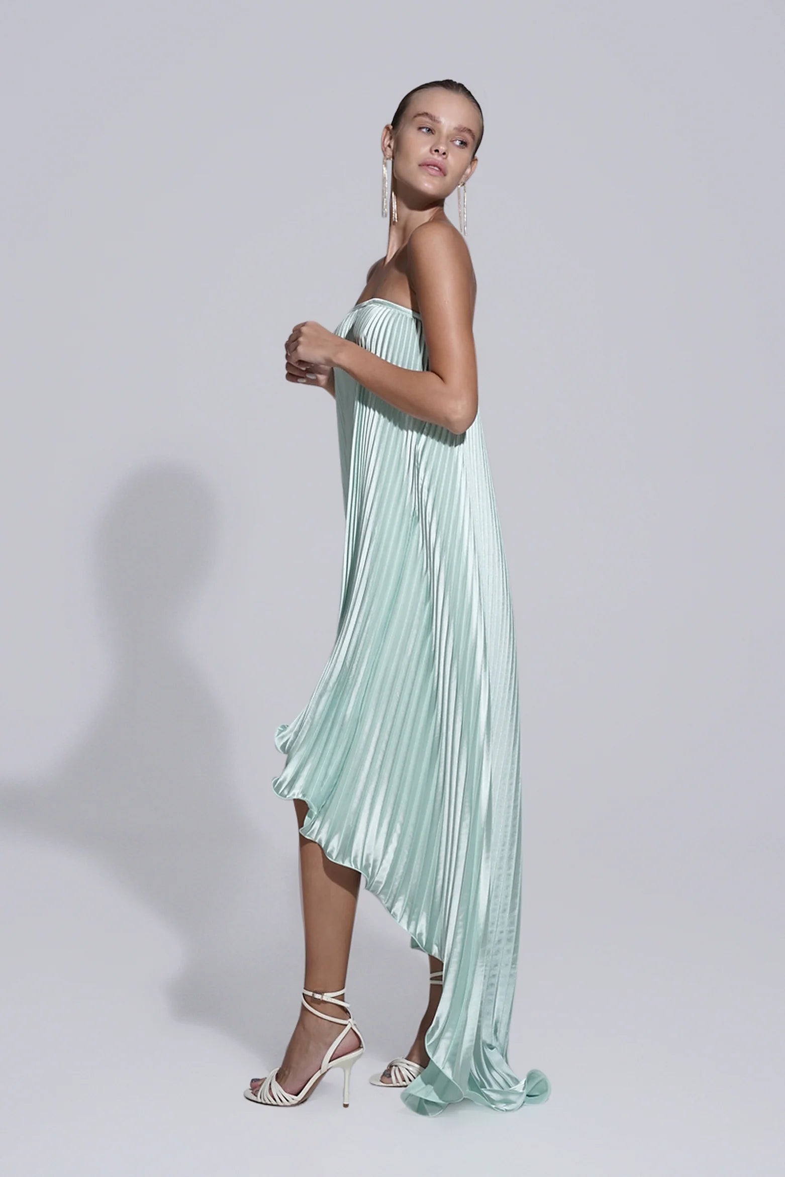Feminine Seafoam Green Dress for Women - Perfect for Summer Outfits, Beach Vacations & Casual Wear