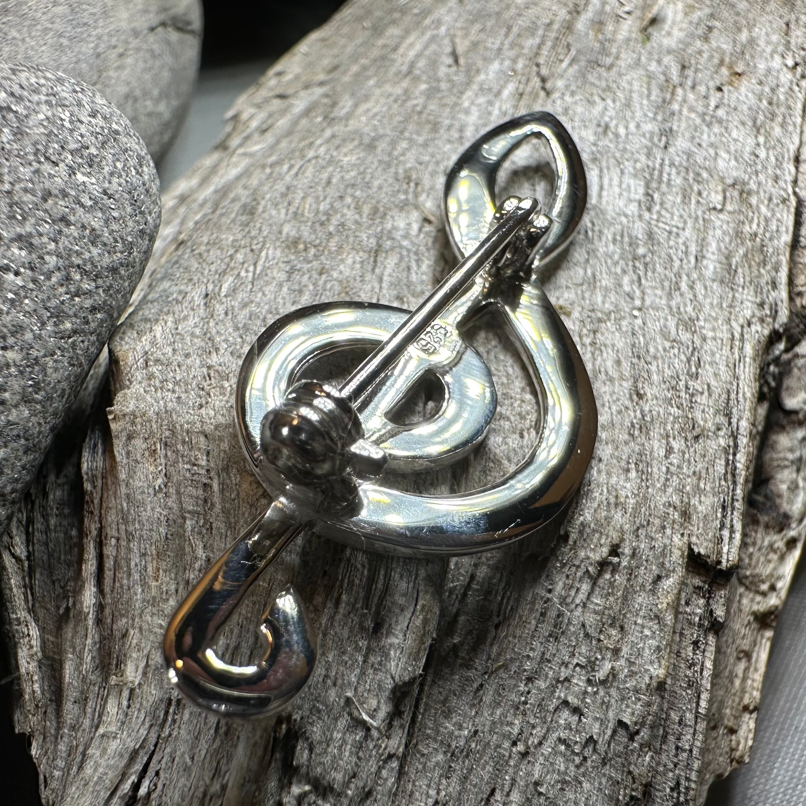 Cadence Music Note Brooch Pin - Elegant Silver Tone Musical Jewelry for Women - Perfect for Concerts, Gifts & Special Occasions