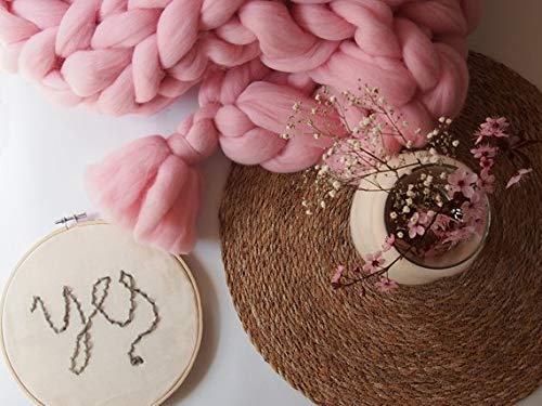 Clootess Bulky Chunky Yarn - 11 lbs Big Roving Wool for Hand Knitting, Crochet, DIY Projects - Soft Pink Chunky Wool for Making Throw Blankets, Scarves, Home Decor - Perfect for Sofa & Bed Blankets, Winter Crafts