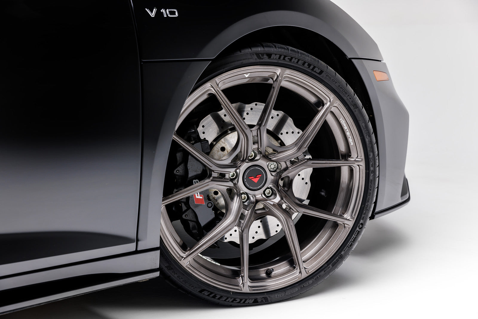 Audi R8 20 VPX 101 Liquid Smoke - High Performance Car Accessory for Racing & Car Enthusiasts - Perfect for Track Days & Auto Shows