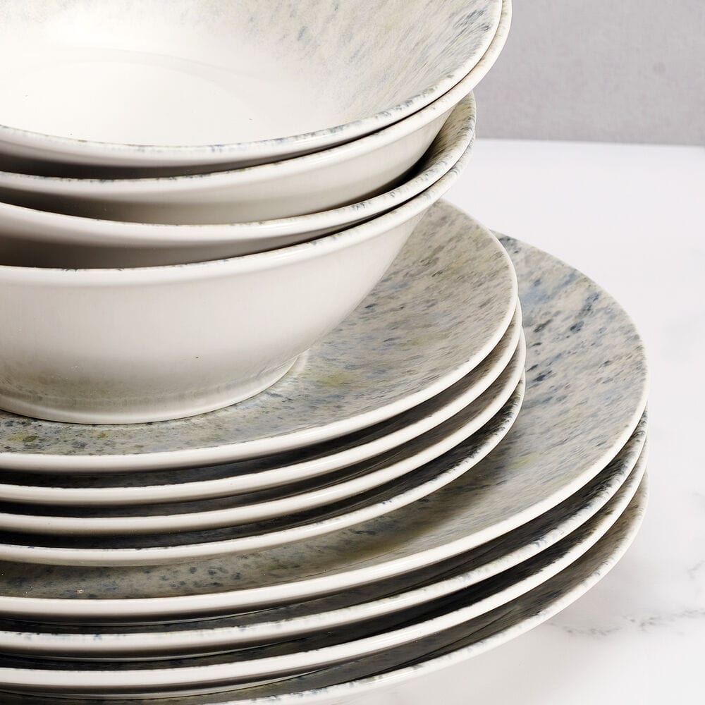 Warren 12-Piece Dinnerware Set - Service for 4 People, Porcelain Plates, Bowls & Mugs, Elegant Dinner Set for Family Meals, Parties & Daily Use