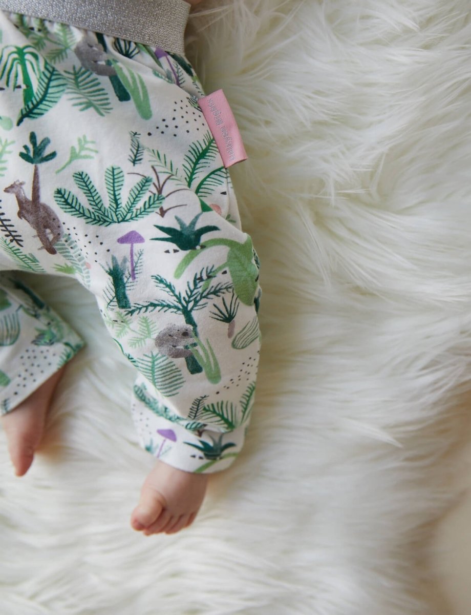 Fern Gully Dancing Baby Legs - Adorable Baby Leg Warmers for Dance & Play - Perfect for Dance Classes, Playtime & Photo Shoots