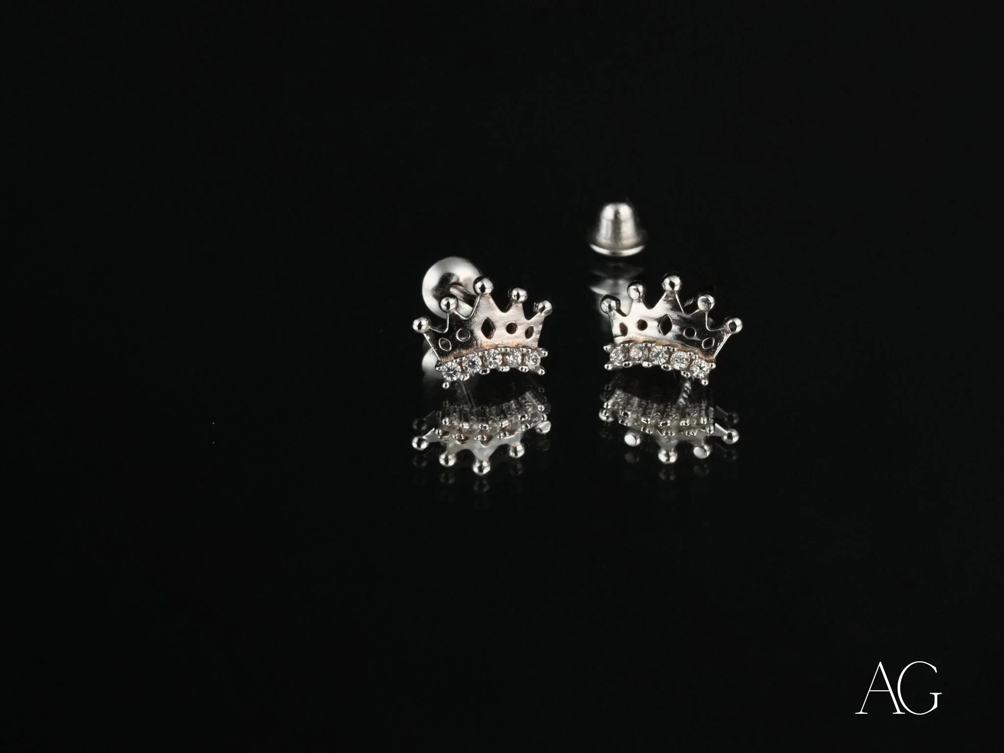 18K White Gold Crown Earrings for Women - Royal Spark Elegant Jewelry - Perfect for Weddings, Parties & Special Occasions