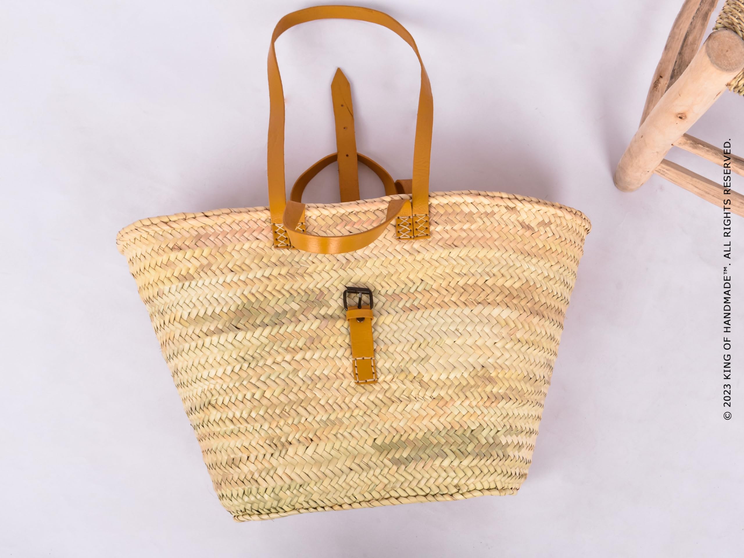 Stylish Straw Beach Tote Bag for Women - Fashionable Vacation Tote & Picnic Basket - Perfect for Beach Trips, Travel, and Outdoor Gatherings - Elegant French Woven Handbag (Yellow)