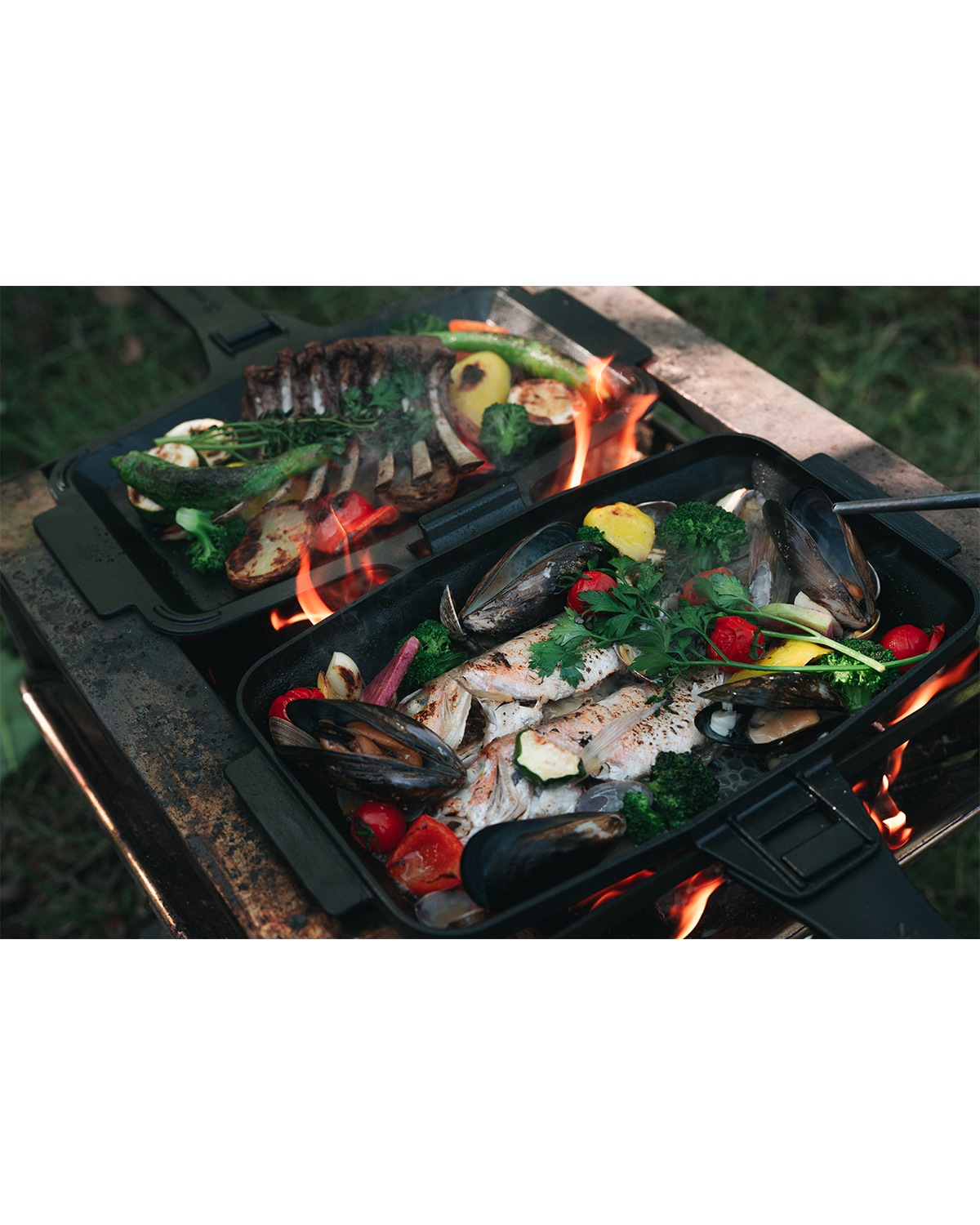 Premium Cast Iron Sandwich Press & Grill Pan - Perfect for Paninis, Grilled Cheese, and Breakfast Sandwiches at Home or Camping