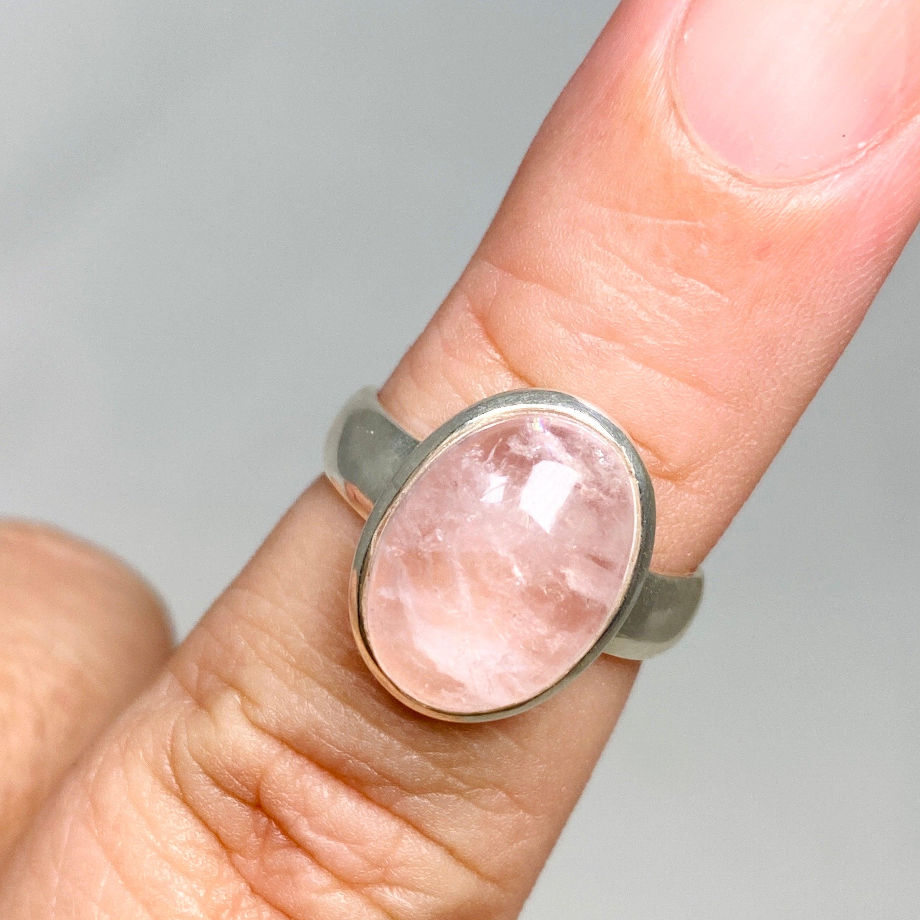 Morganite Oval Ring Size 7 - 14K Rose Gold Engagement Ring for Women, Dainty Stackable Wedding Band, Gift for Her - Perfect for Proposals, Anniversaries & Special Occasions