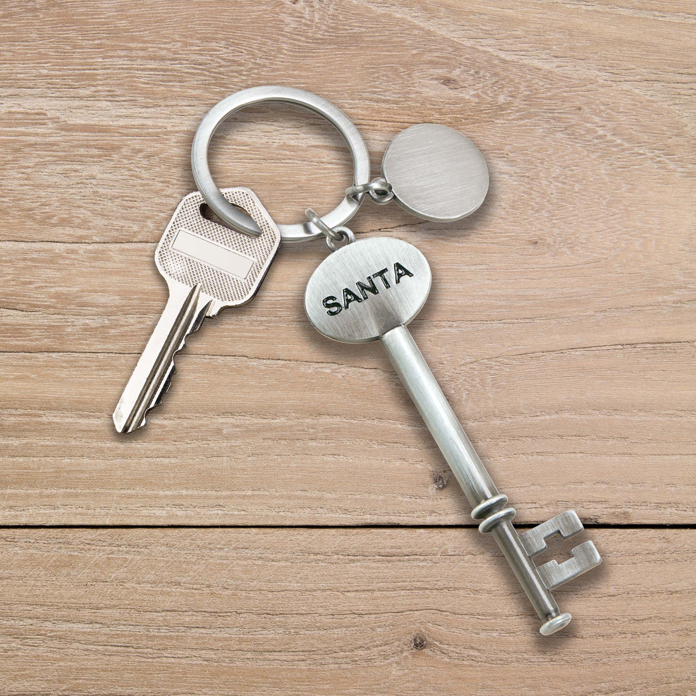 Personalized Santa Key with Engraved Christmas Gift Tag - Perfect for Holiday Magic, Santa Visits & Family Traditions