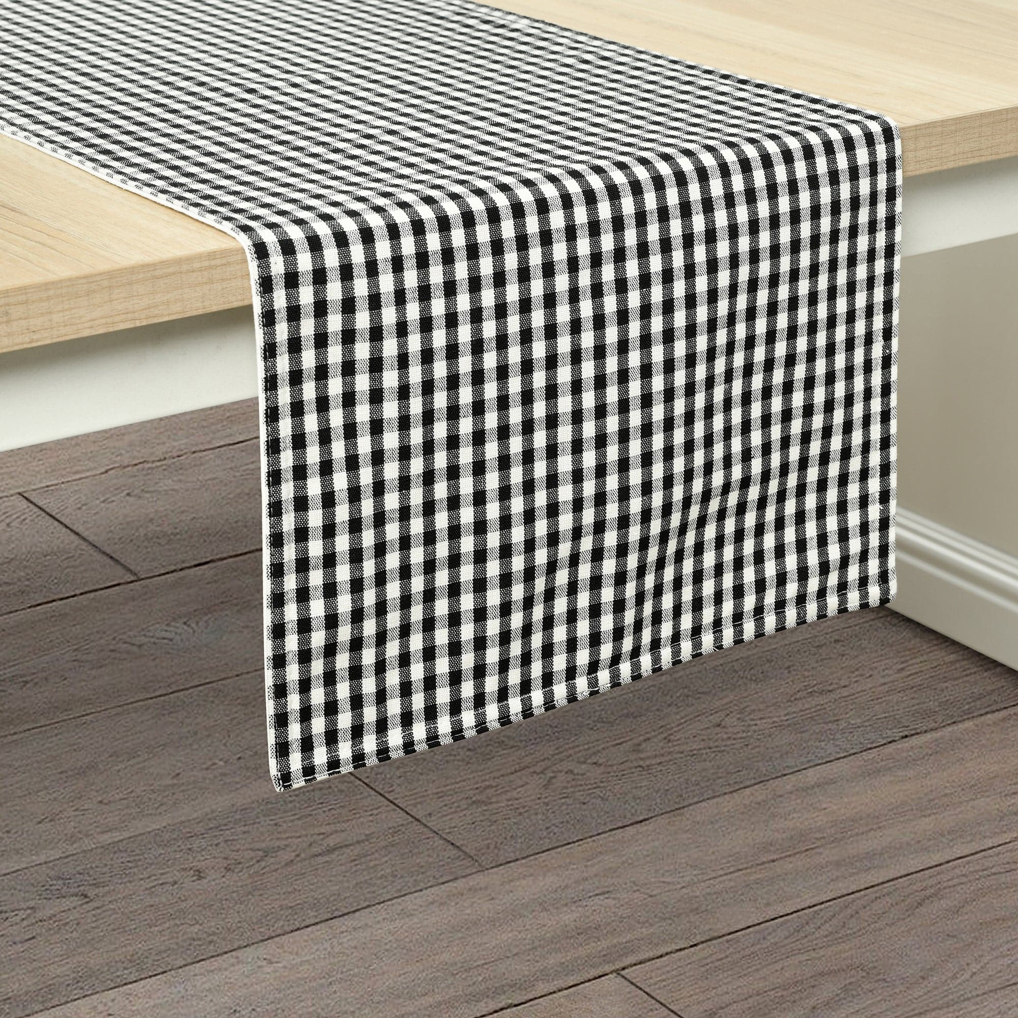 Stylish Gingham Check Yarn-Dyed Cotton Table Runner - Perfect for Farmhouse Dining Tables, Kitchen Decor & Wedding Centerpieces