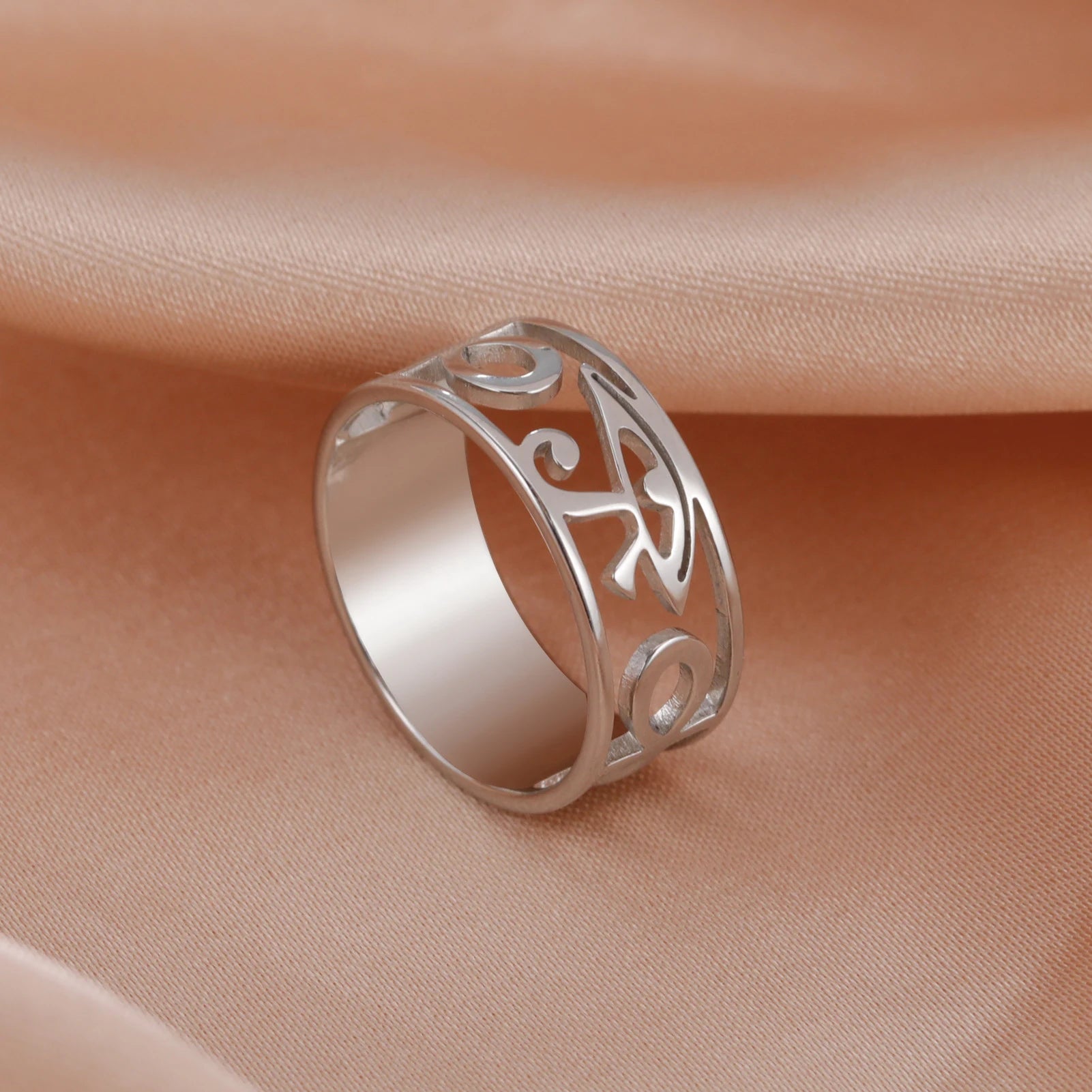 Eye of Horus Ring - Ancient Egyptian Symbol Jewelry for Protection & Power - Perfect for Spiritual Gifts, Meditation, and Boho Fashion Accessories
