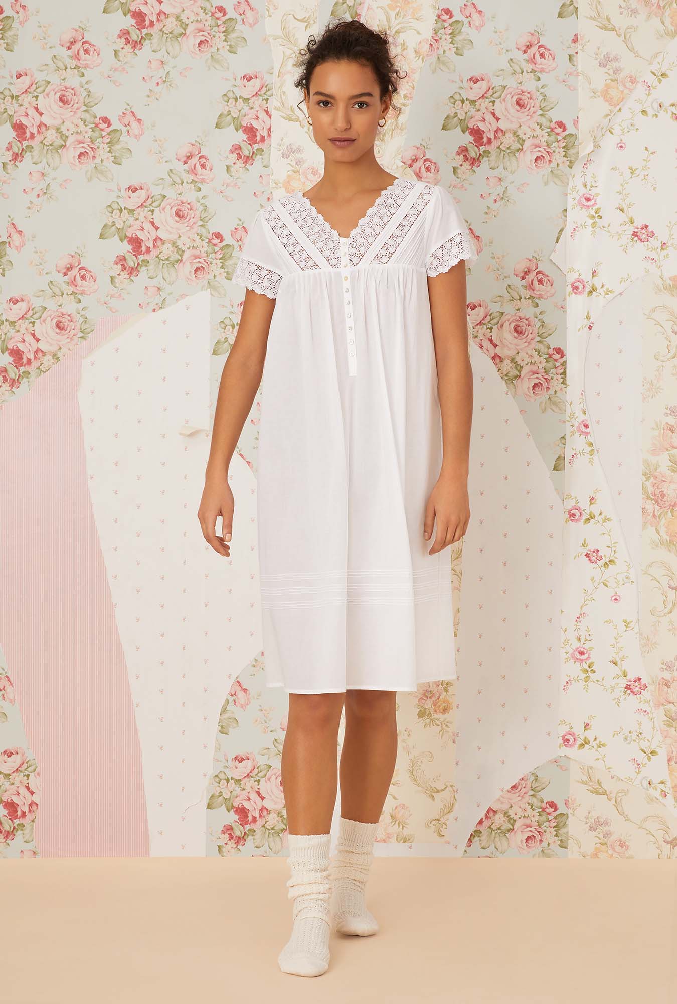 Portofino Waltz Nightgown - Women's Elegant Sleepwear for Comfort & Style - Perfect for Relaxing at Home or Romantic Evenings