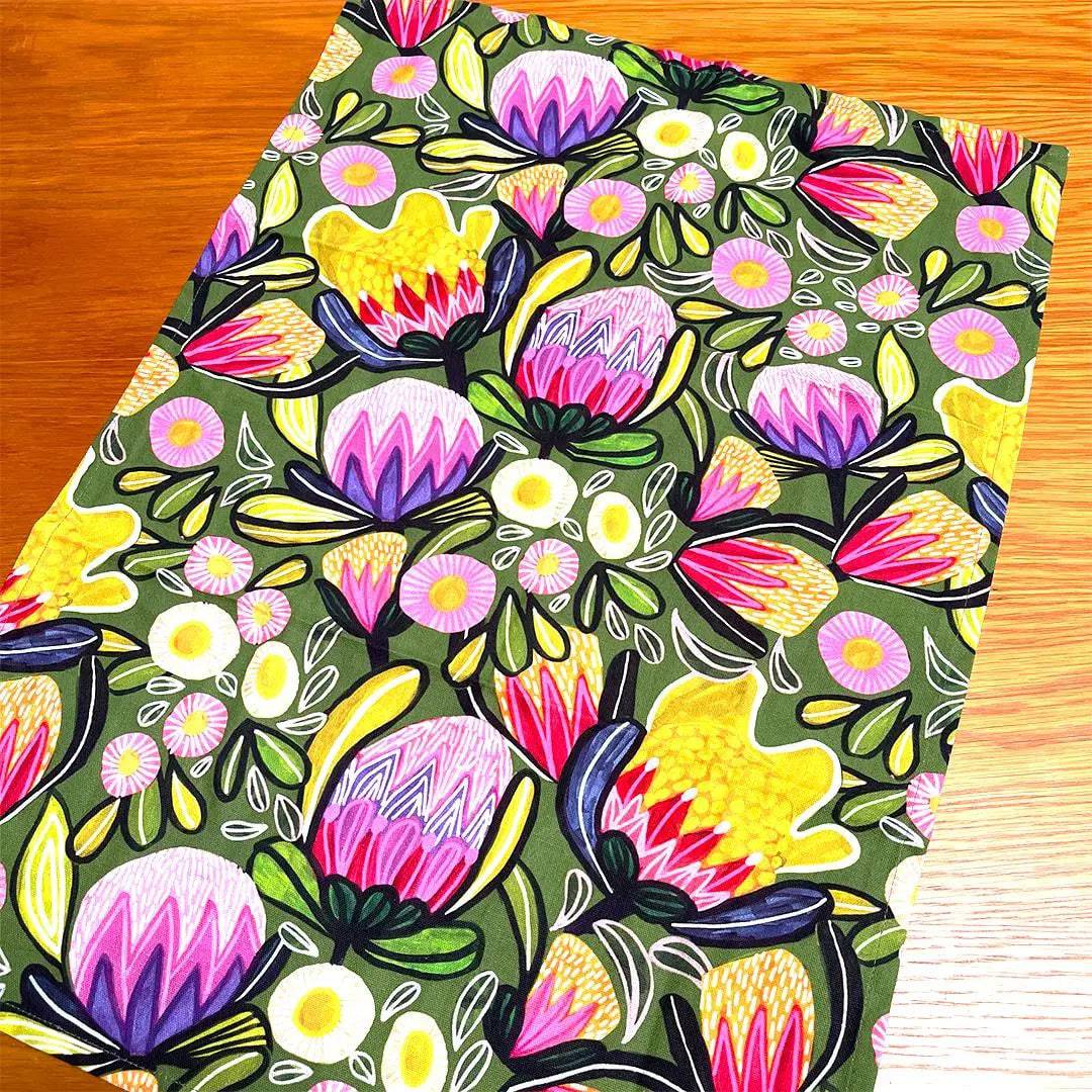 Premium Sugarbush Floral Printed Tea Towels - Soft, Absorbent Kitchen Towels for Drying Dishes & Decor - Perfect for Farmhouse, Cottage, or Rustic Home Decor