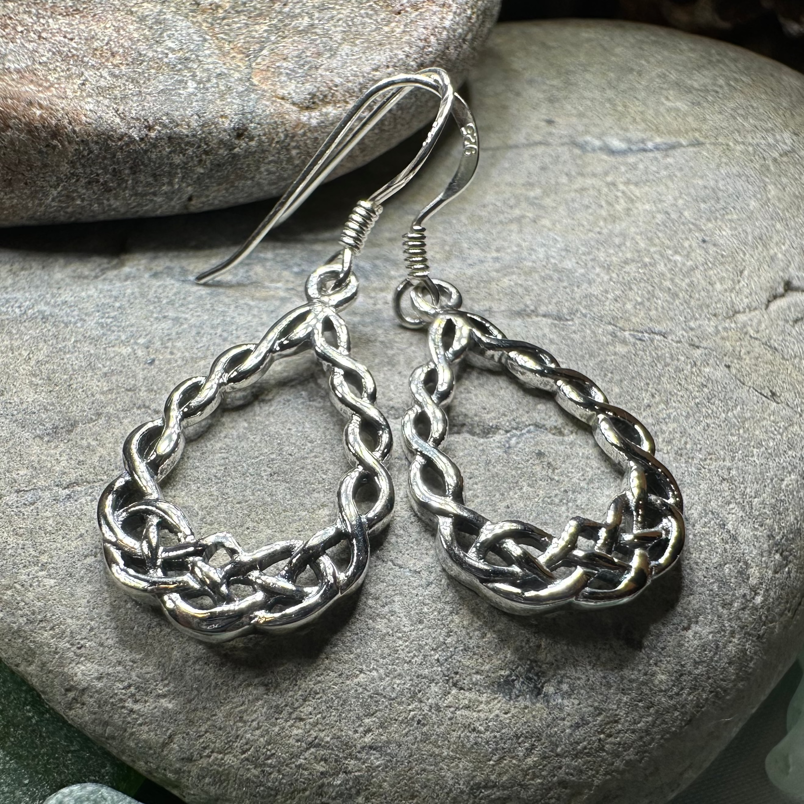 Celtic Knot Earrings for Women - Sterling Silver Irish Claddagh Dainty Drop Earrings | Perfect for St. Patrick's Day, Weddings & Special Occasions