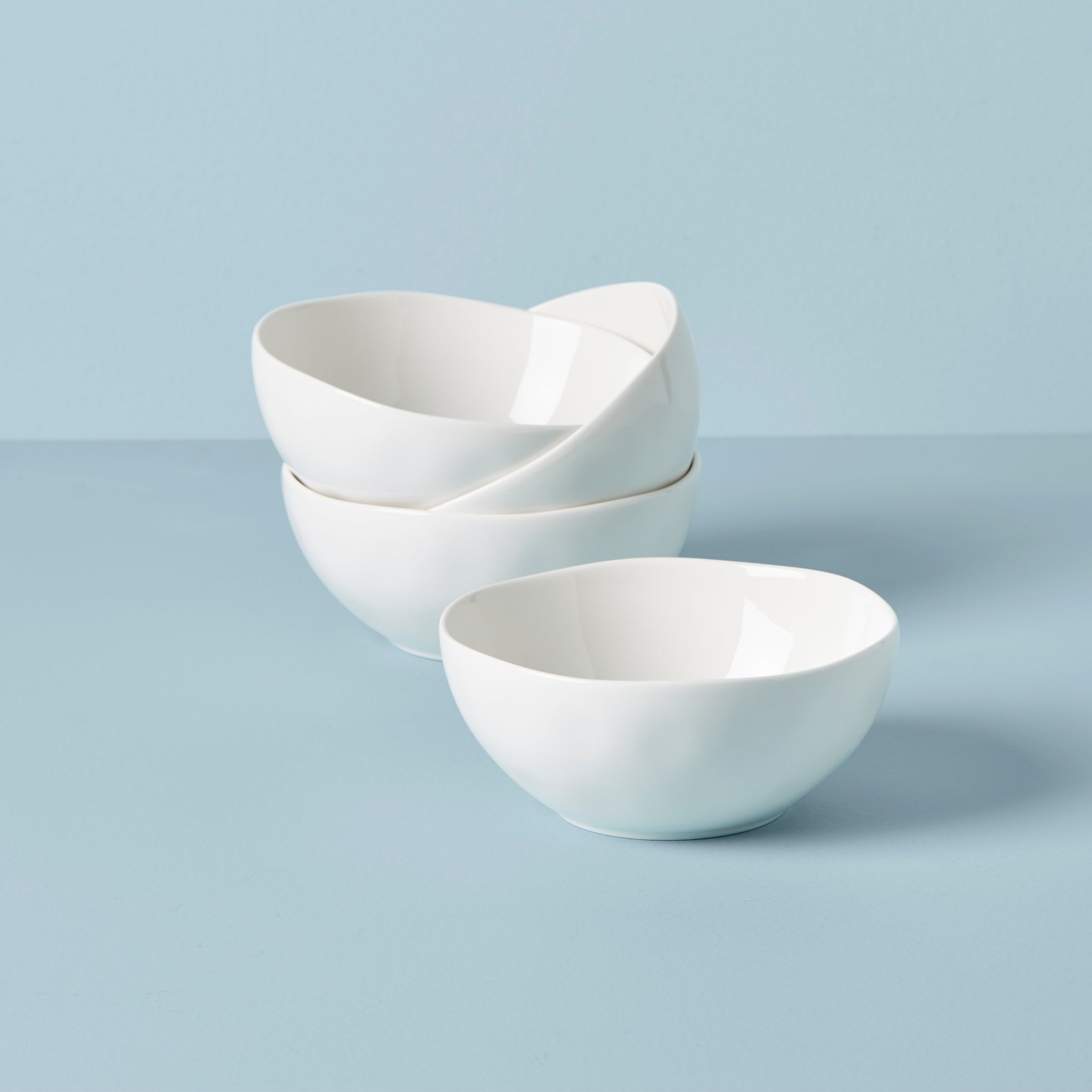 Bay Colors White All Purpose Bowls - Set of 4 Durable Melamine Bowls for Serving, Mixing & Food Storage - Perfect for Parties, Picnics & Everyday Kitchen Use