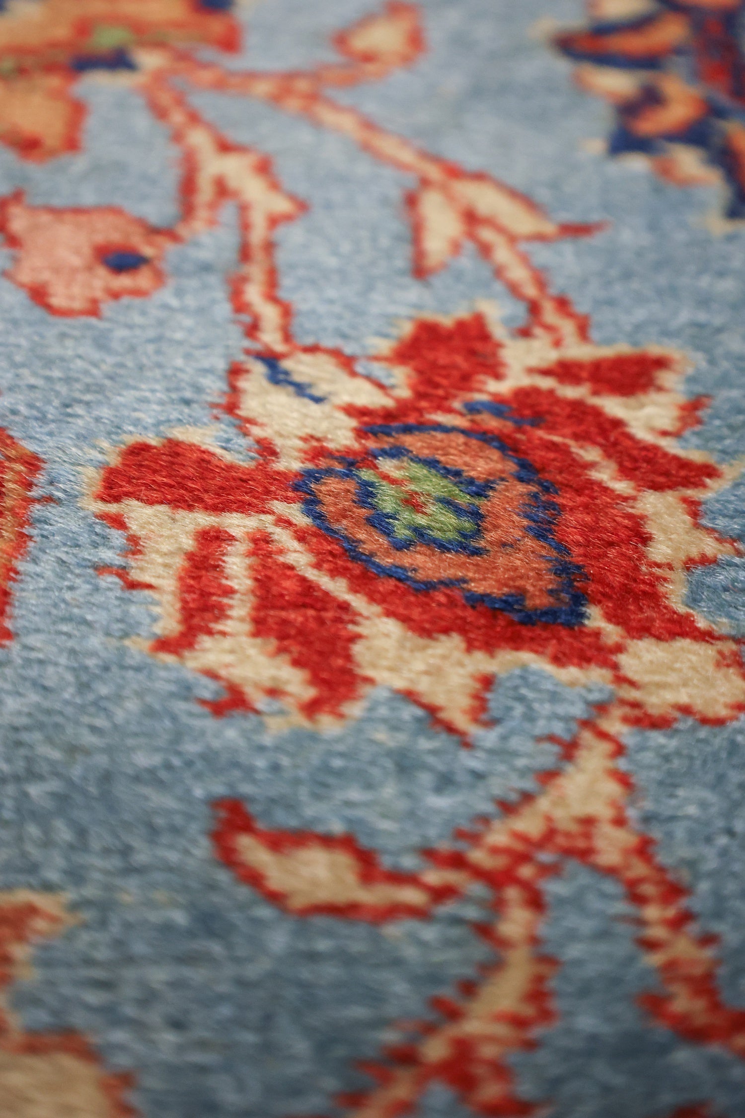 Antique Tabriz Handwoven Traditional Persian Rug - J67529 | Perfect for Living Room, Bedroom & Home Decor
