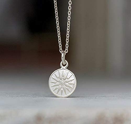 14K Gold Sun Disc Necklace with Macedonian Pendant - Star of Vergina Ancient Greek Jewelry - Perfect for Historical Reenactments, Greek Mythology Lovers & Unique Gift Giving