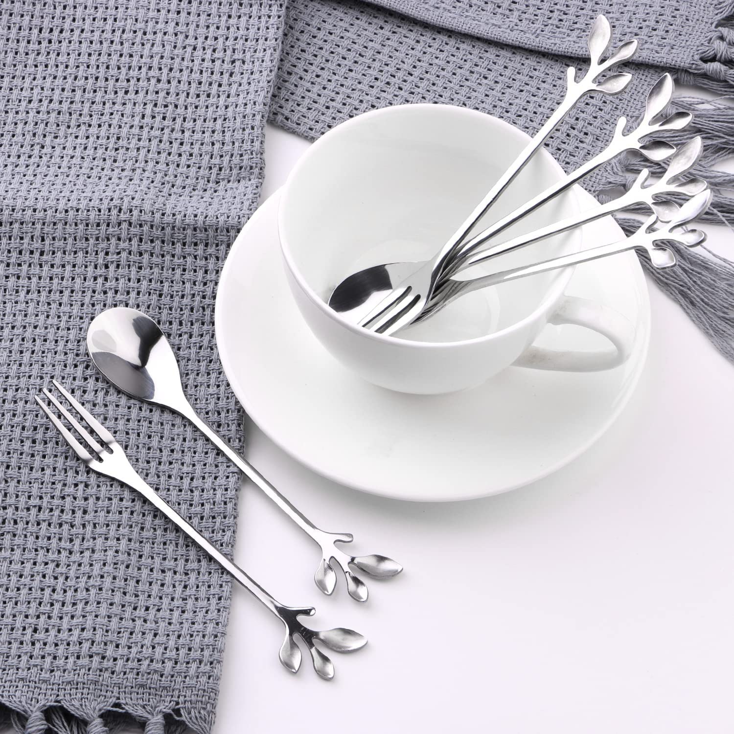 16-Piece Stainless Steel Silver Leaf Appetizer Forks Set - 4.7 Inch Elegant Dessert Forks for Cake, Fruit, Canapés - Perfect for Weddings, Parties & Home Entertaining (Silver)
